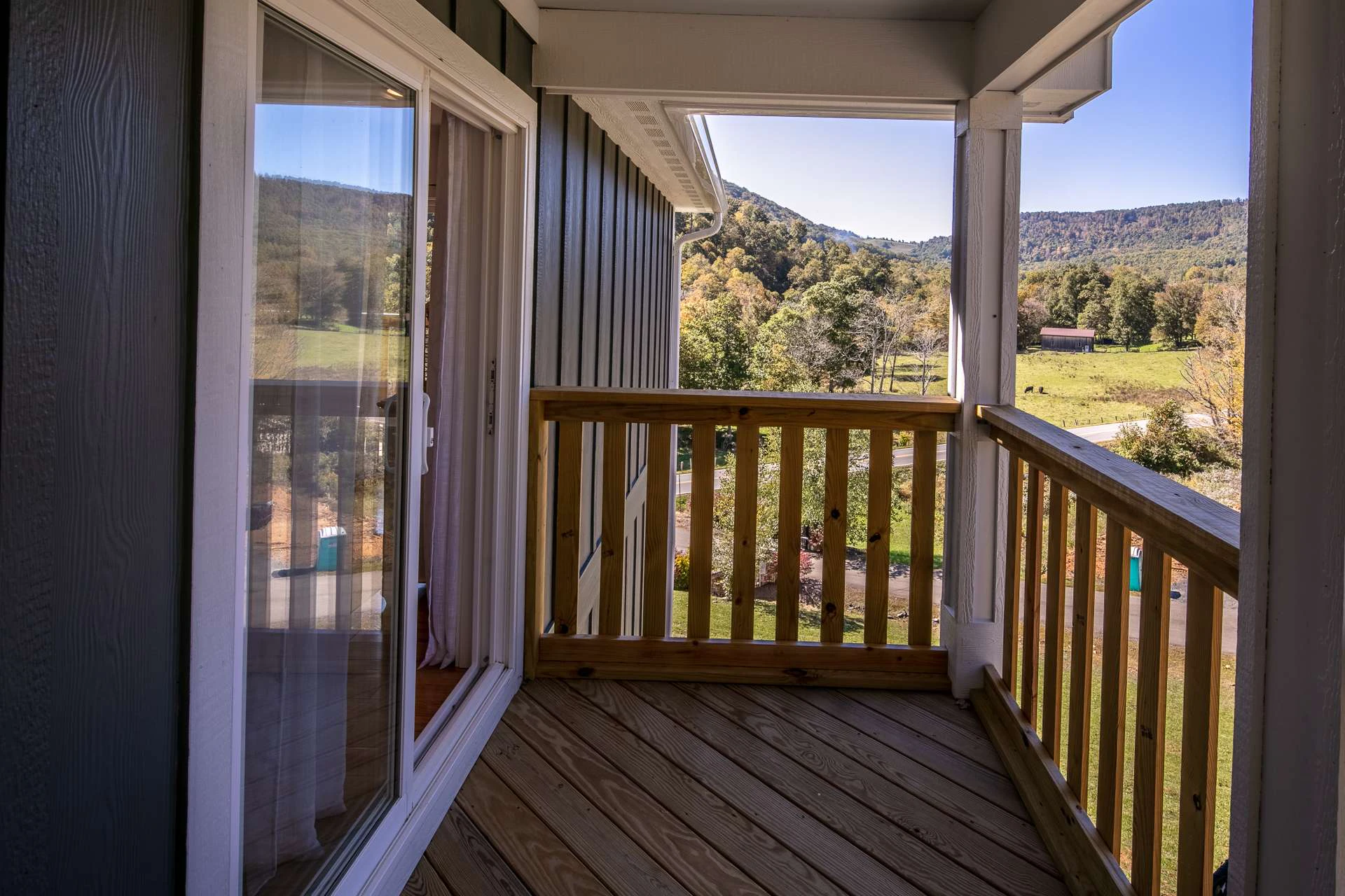 Image number 7 for the current listing