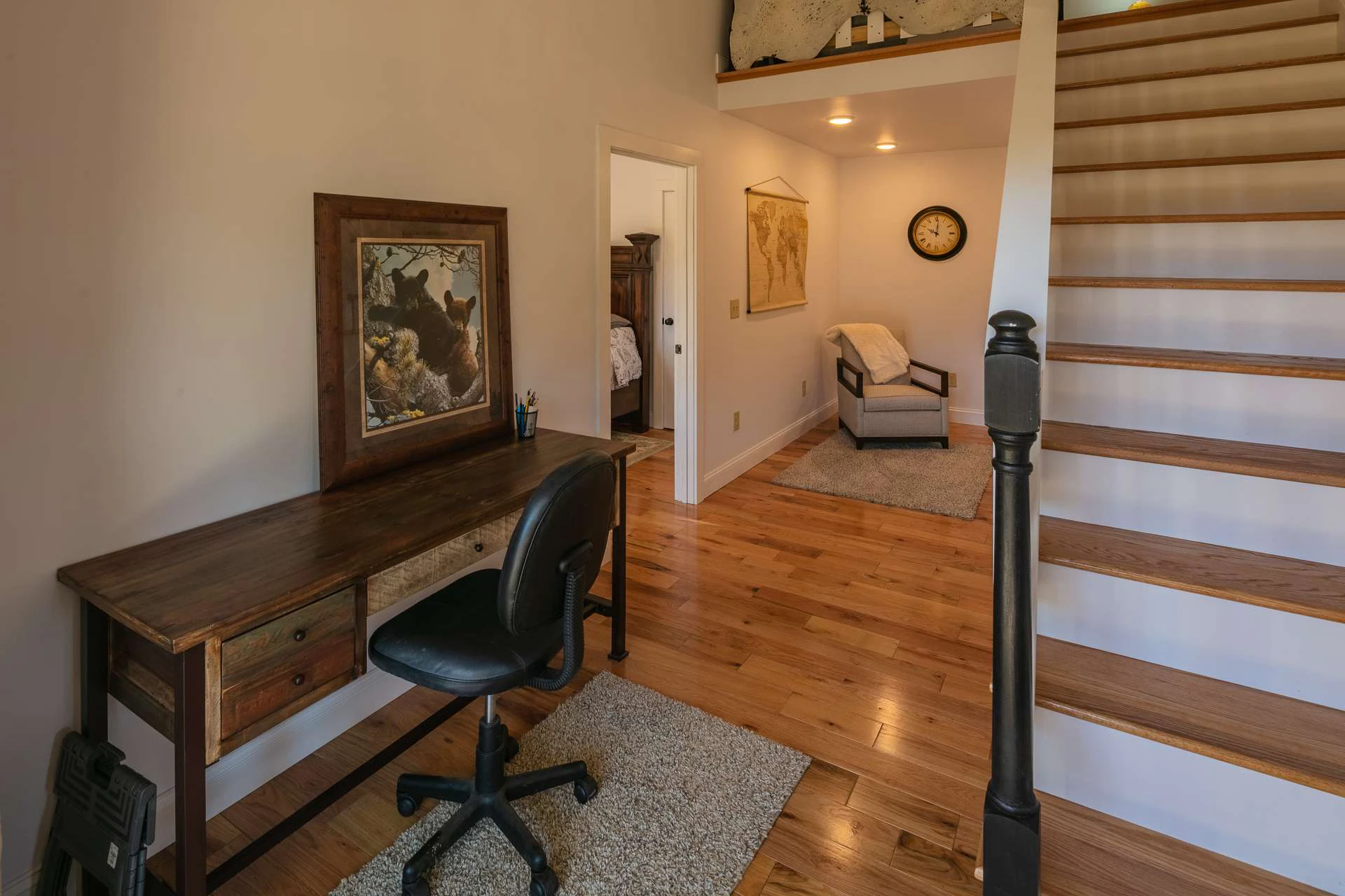 Image number 3 for the current listing
