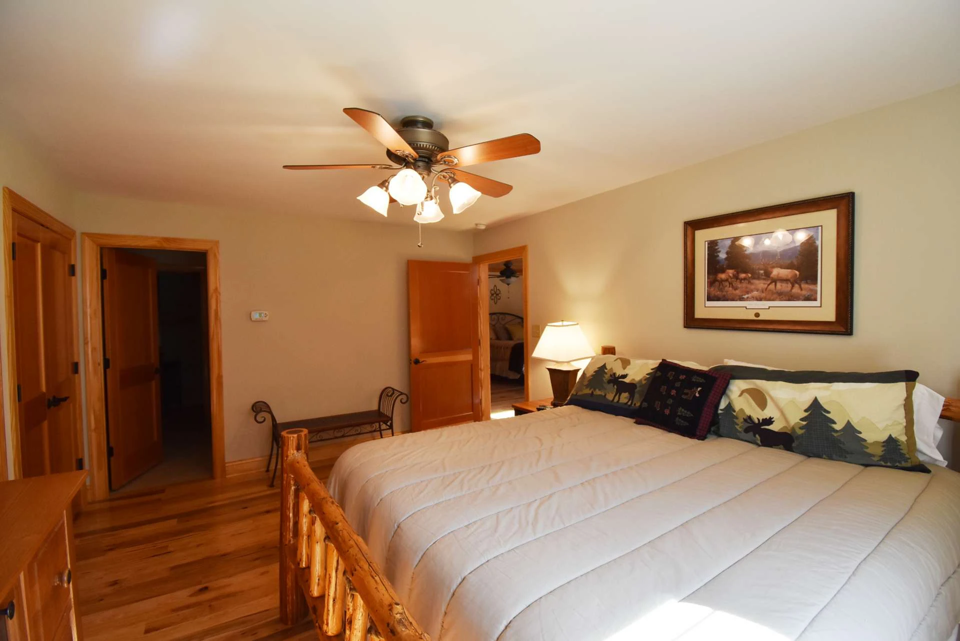 Image number 9 for the current listing