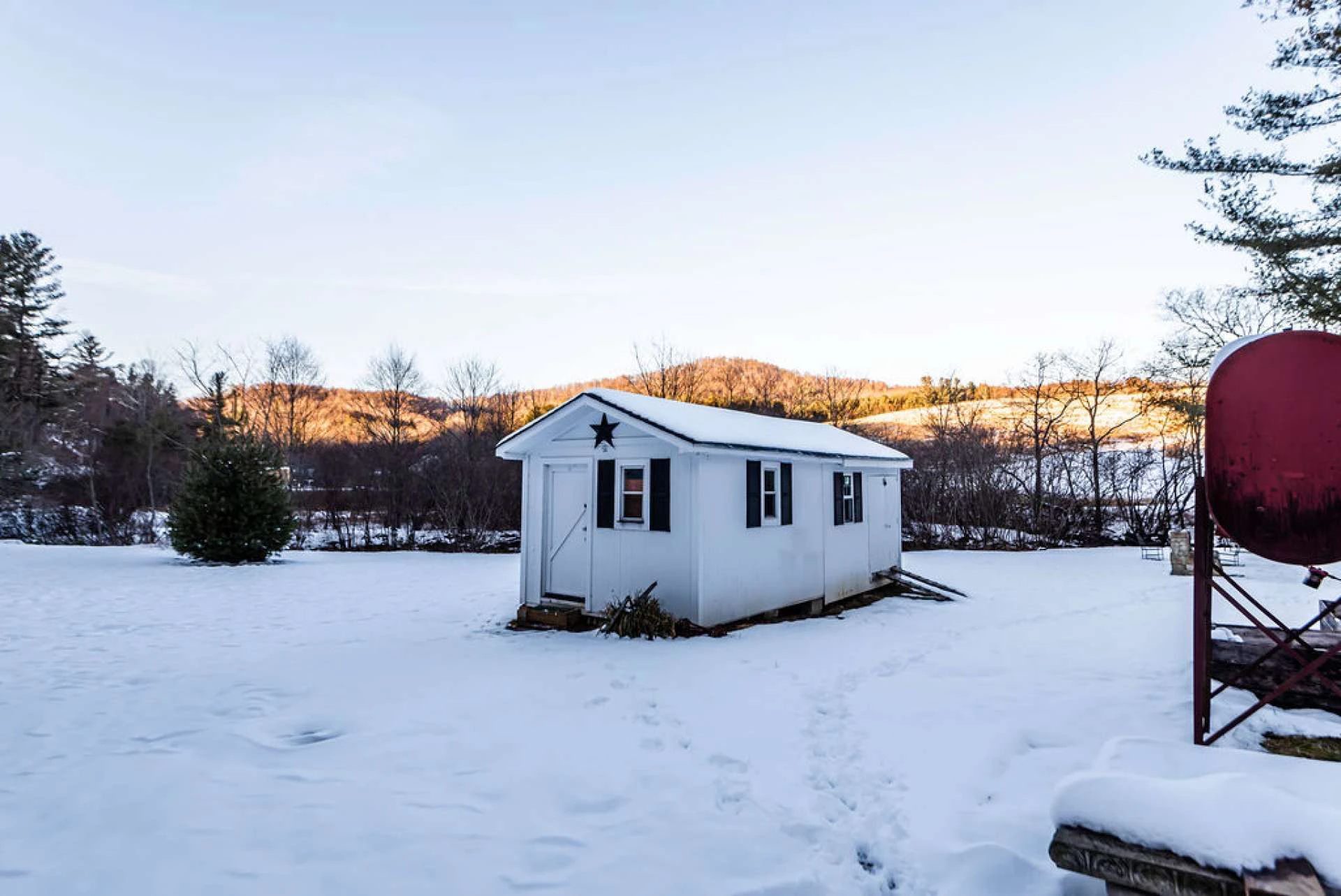 Image number 9 for the current listing