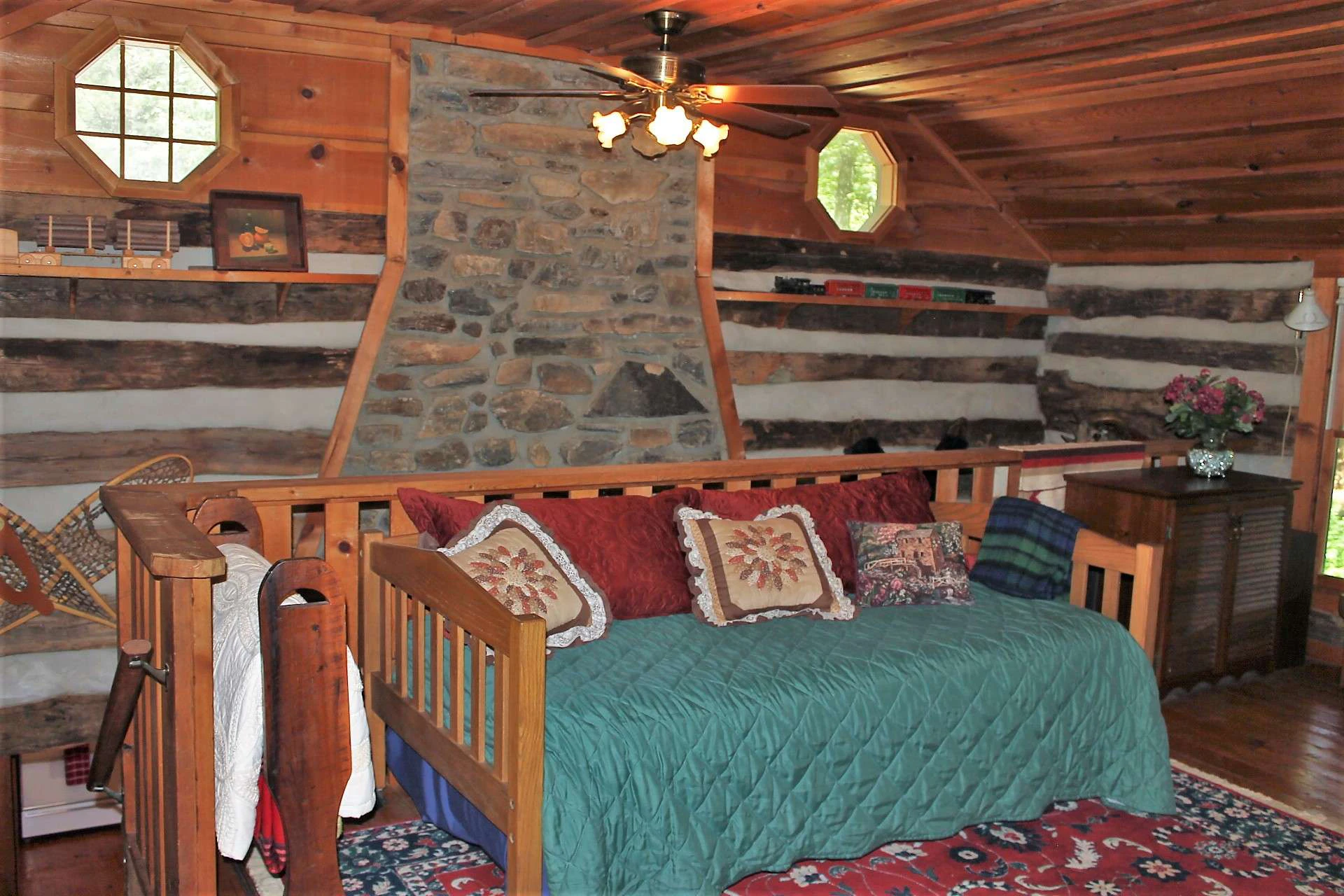 Image number 12 for the current listing