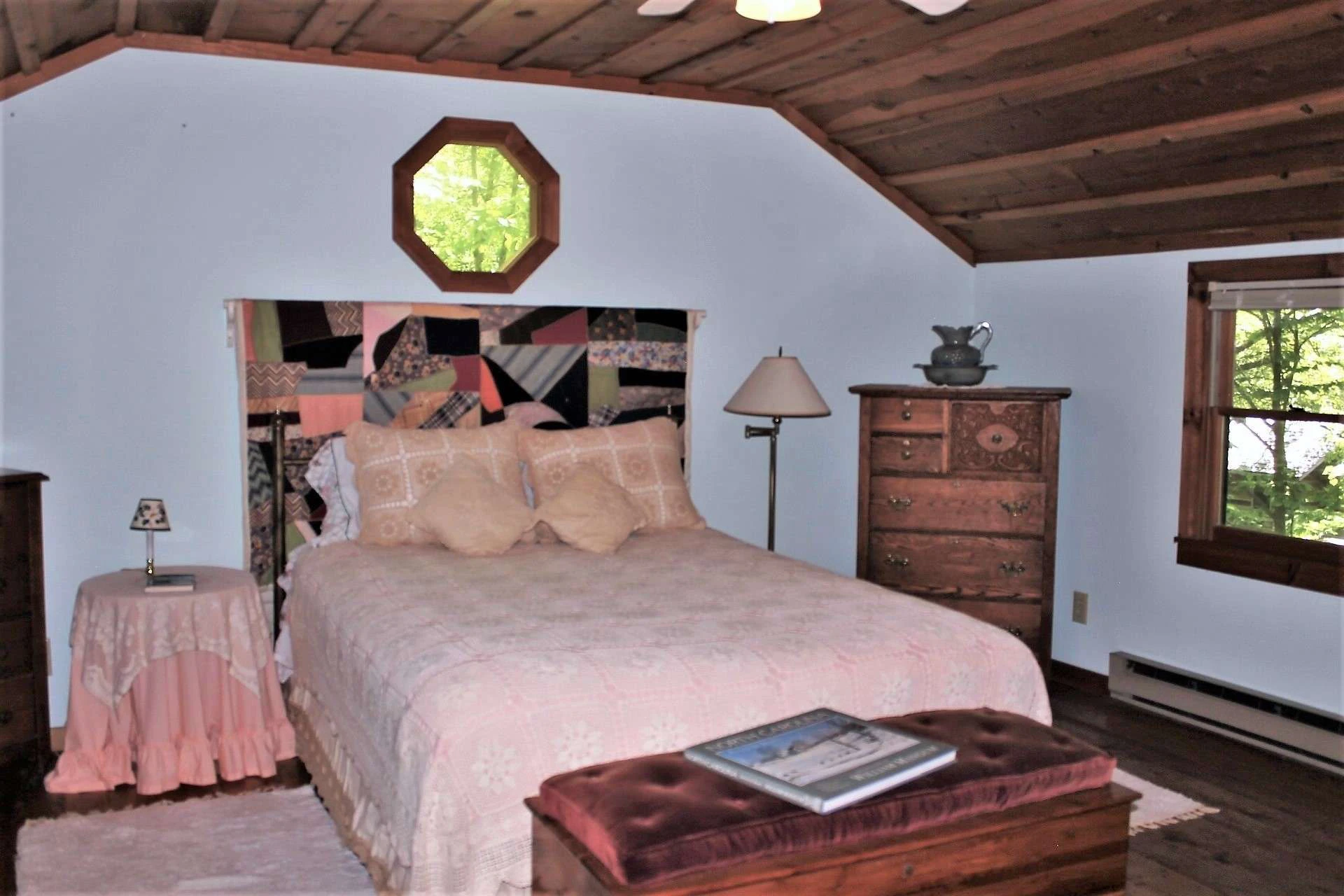 Image number 9 for the current listing