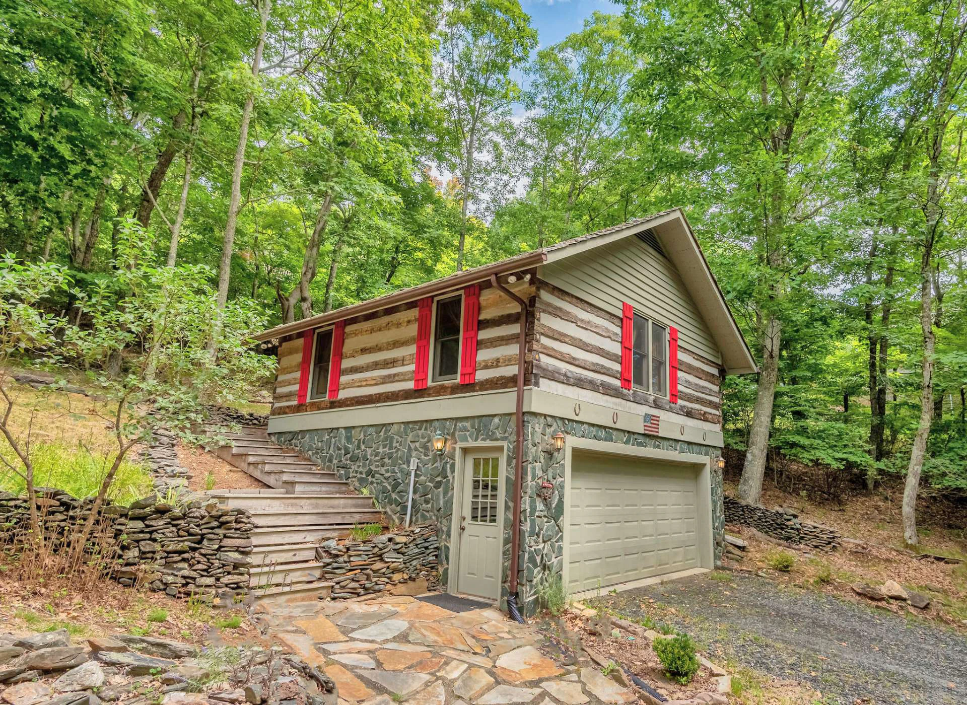 Image number 9 for the current listing