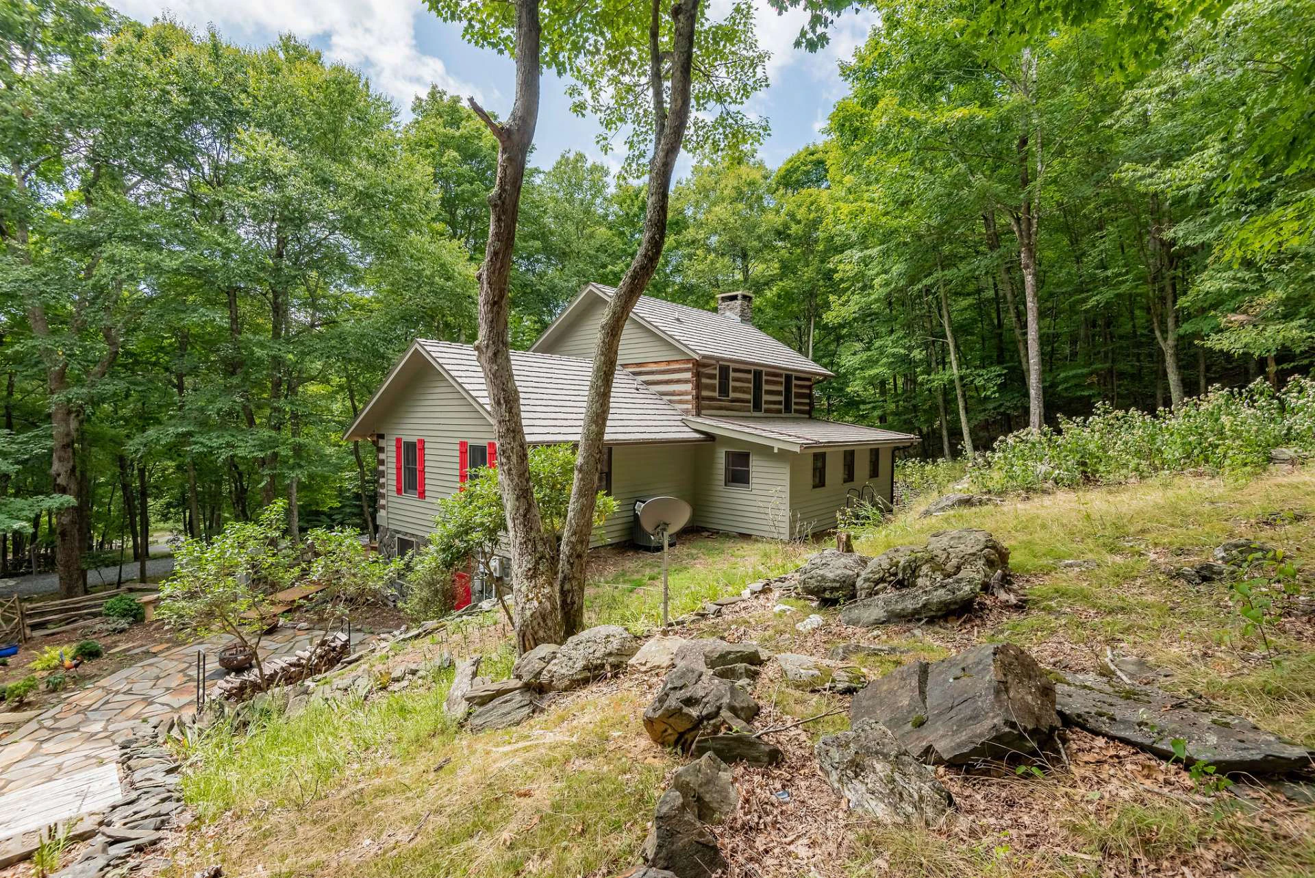 Image number 12 for the current listing
