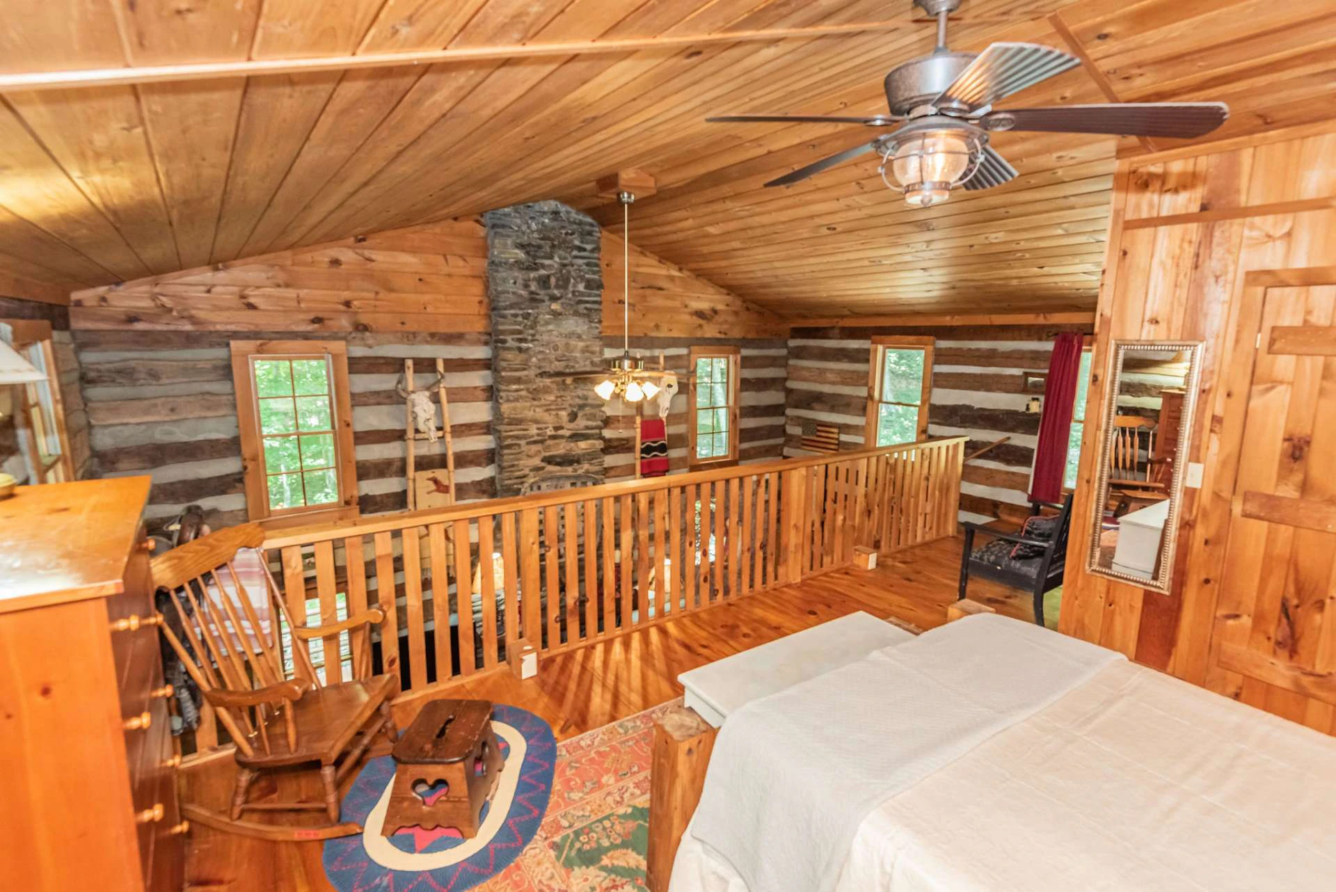 Image number 4 for the current listing