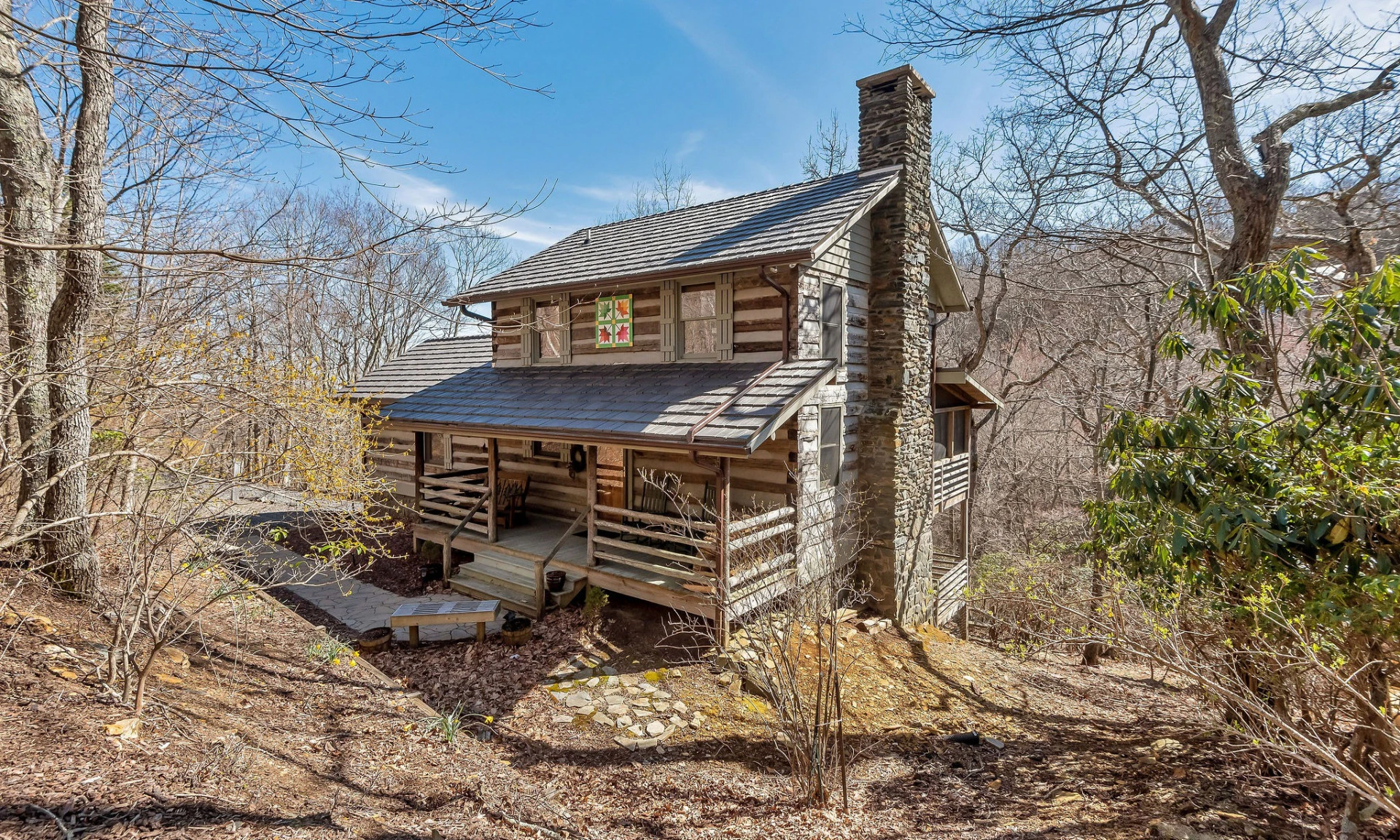 Image number 1 for the current listing