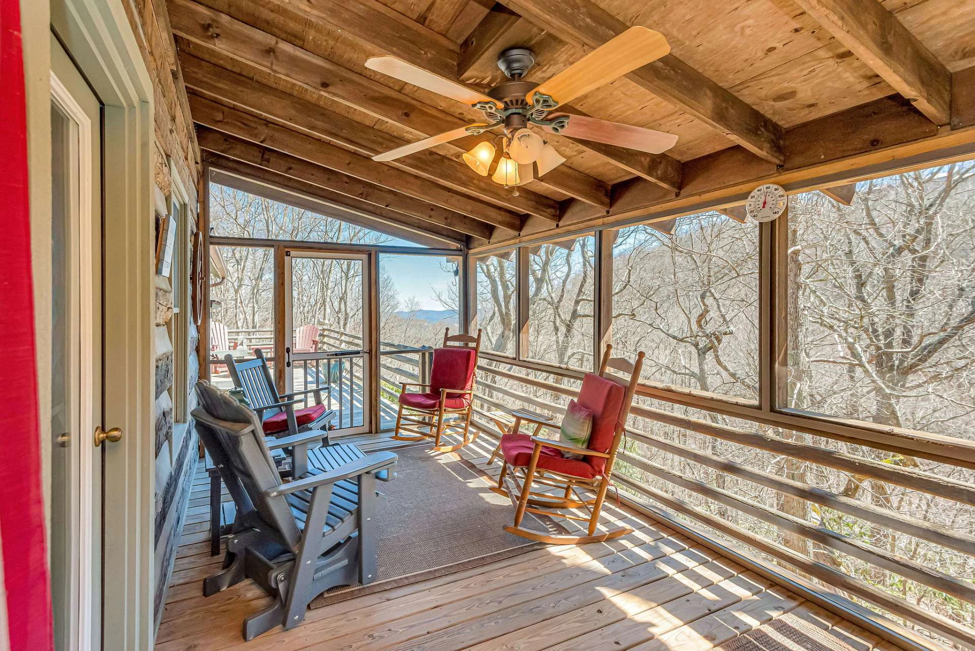 Image number 21 for the current listing
