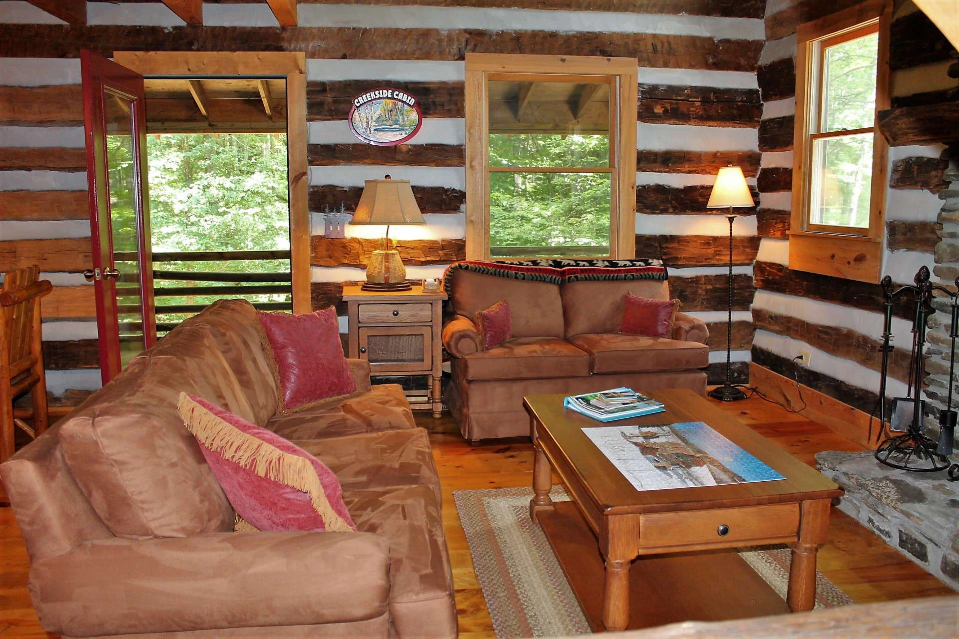 Image number 15 for the current listing