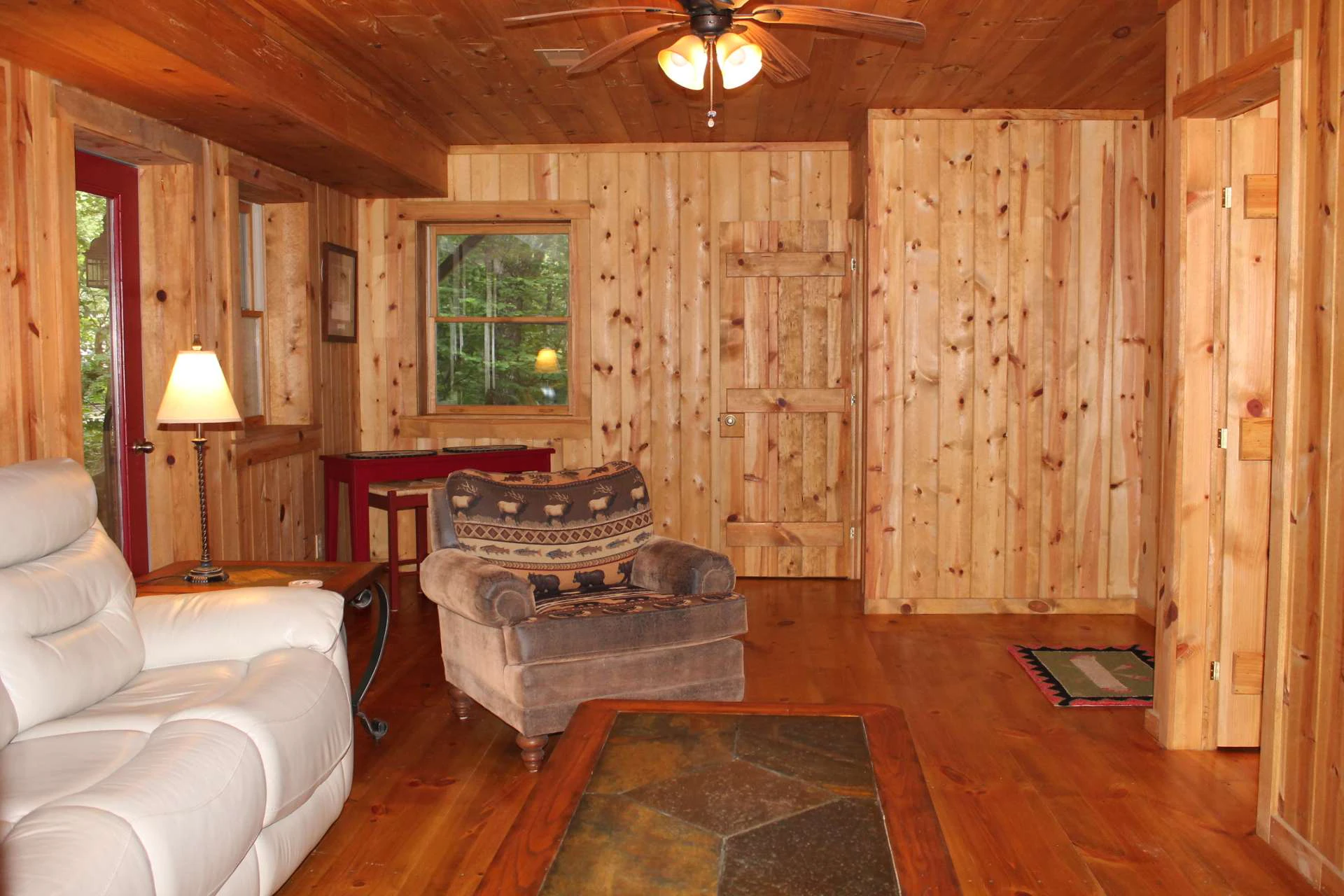 Image number 8 for the current listing