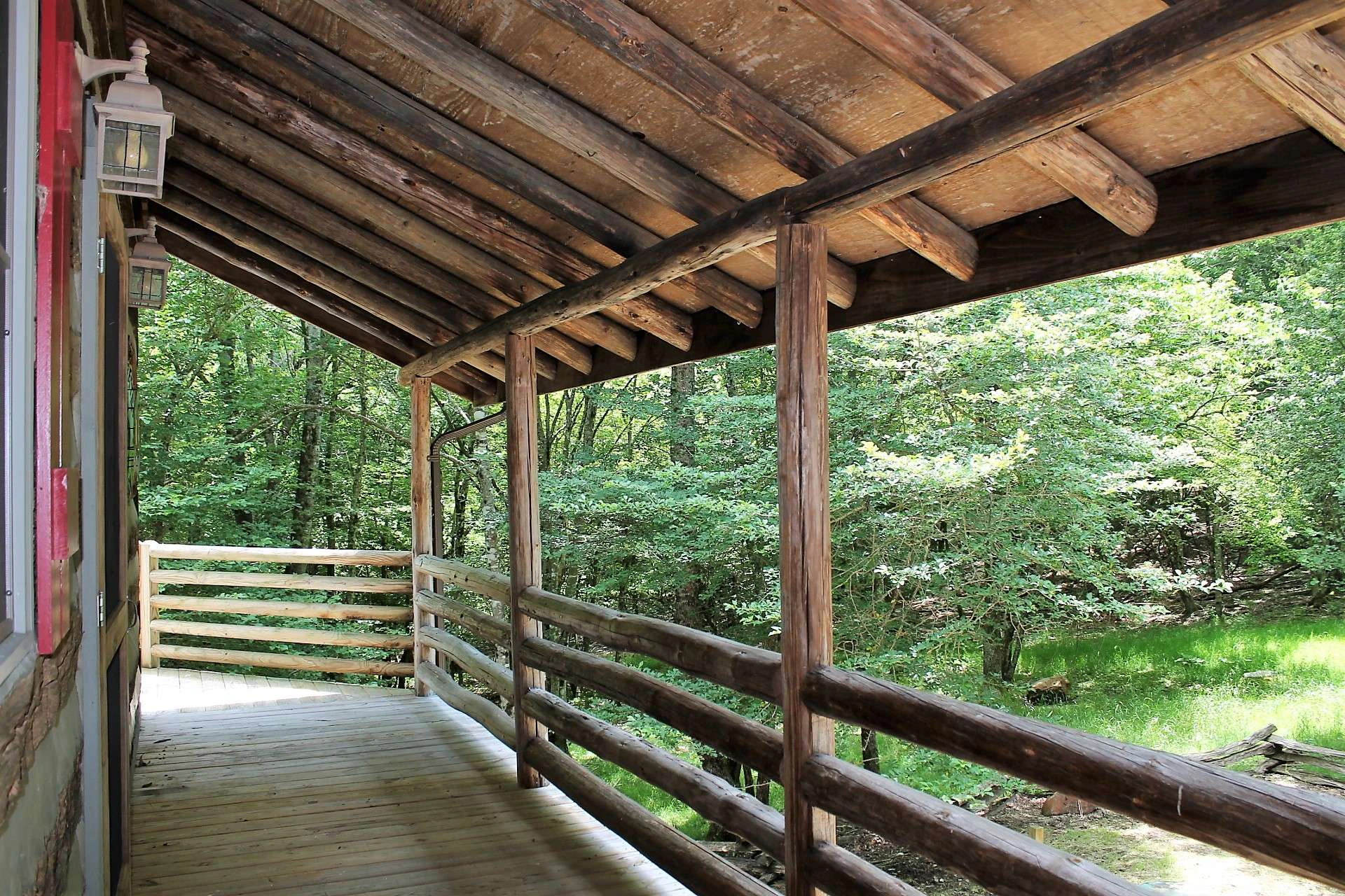 Image number 21 for the current listing