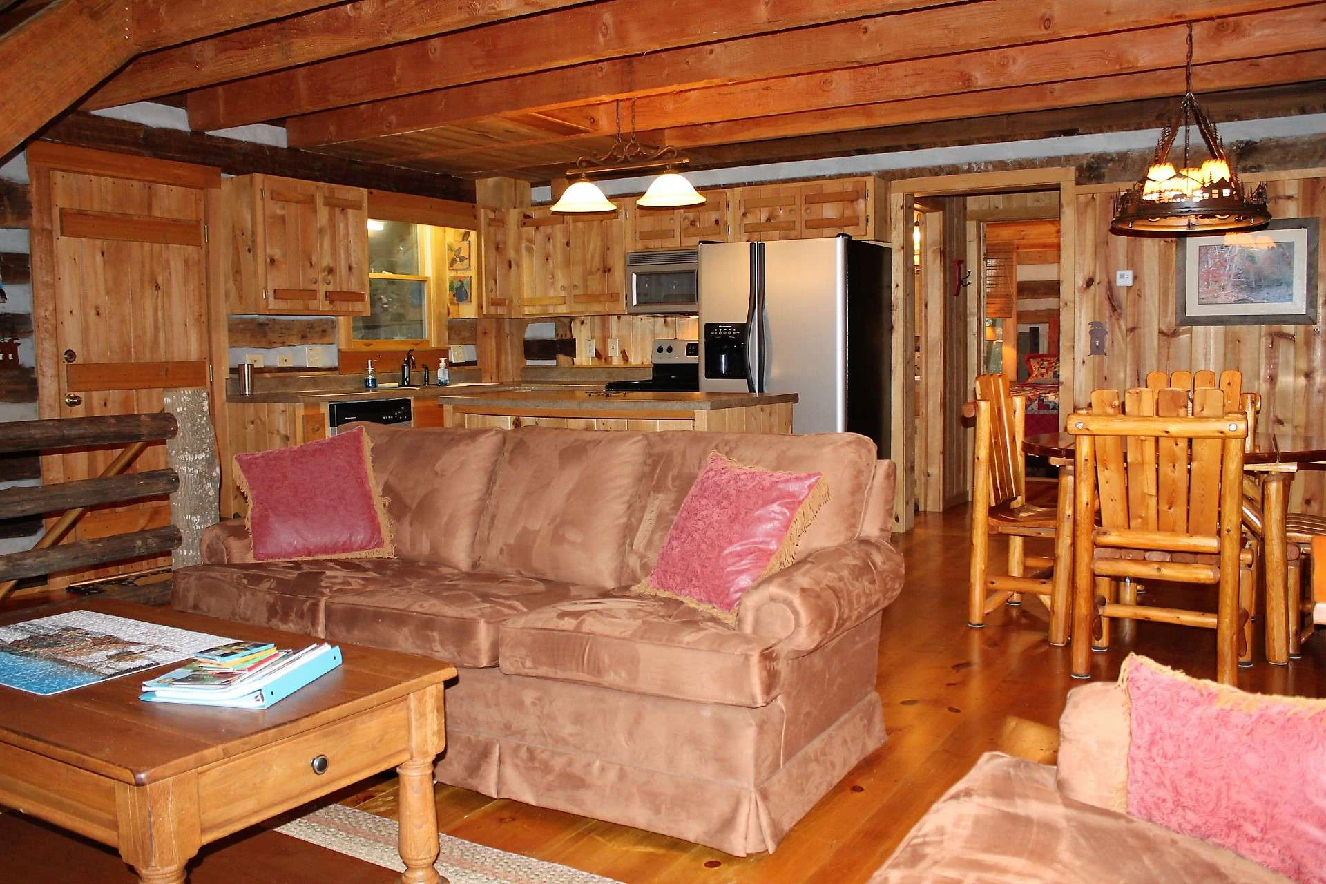 Image number 19 for the current listing