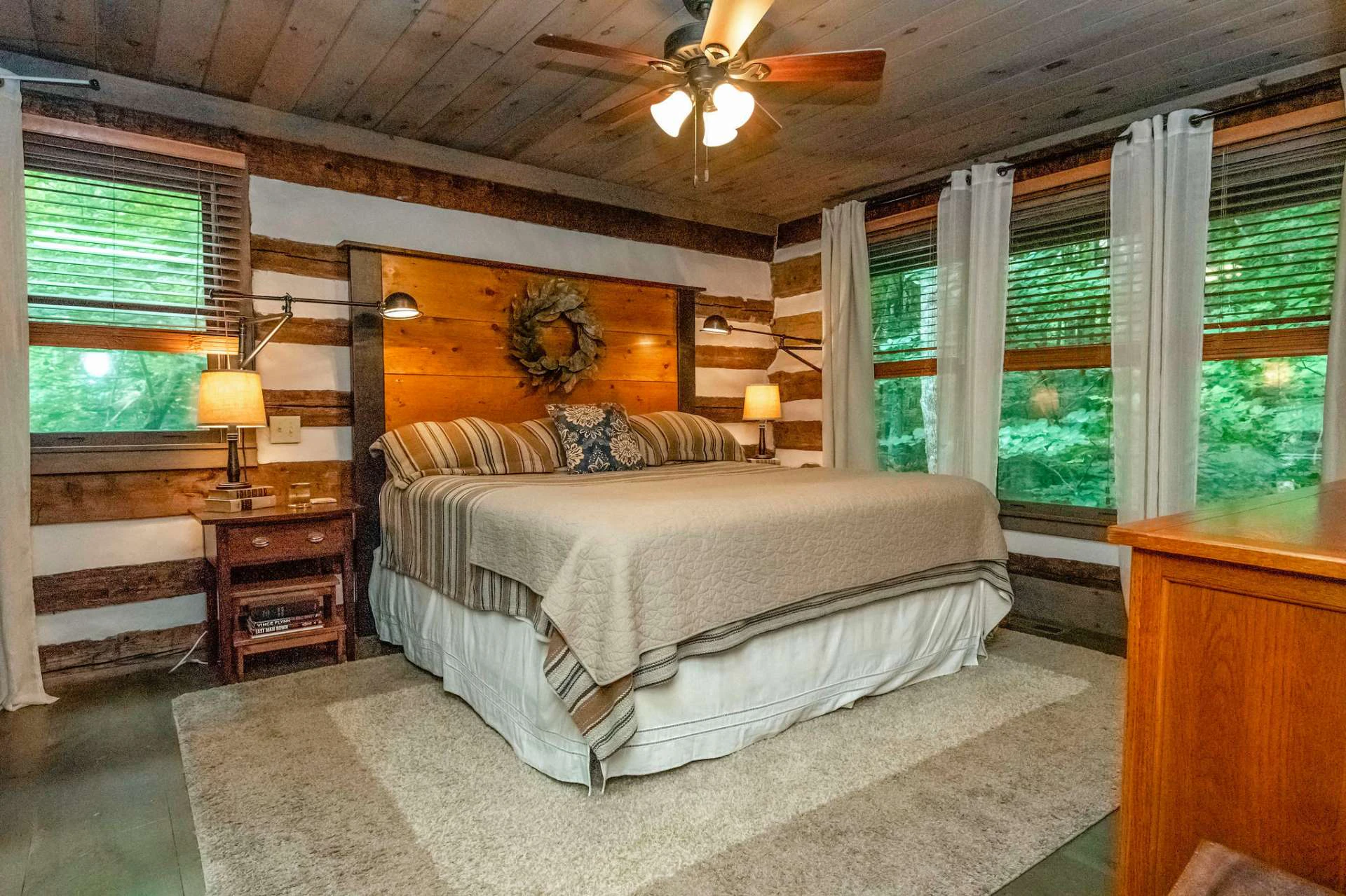 Image number 12 for the current listing