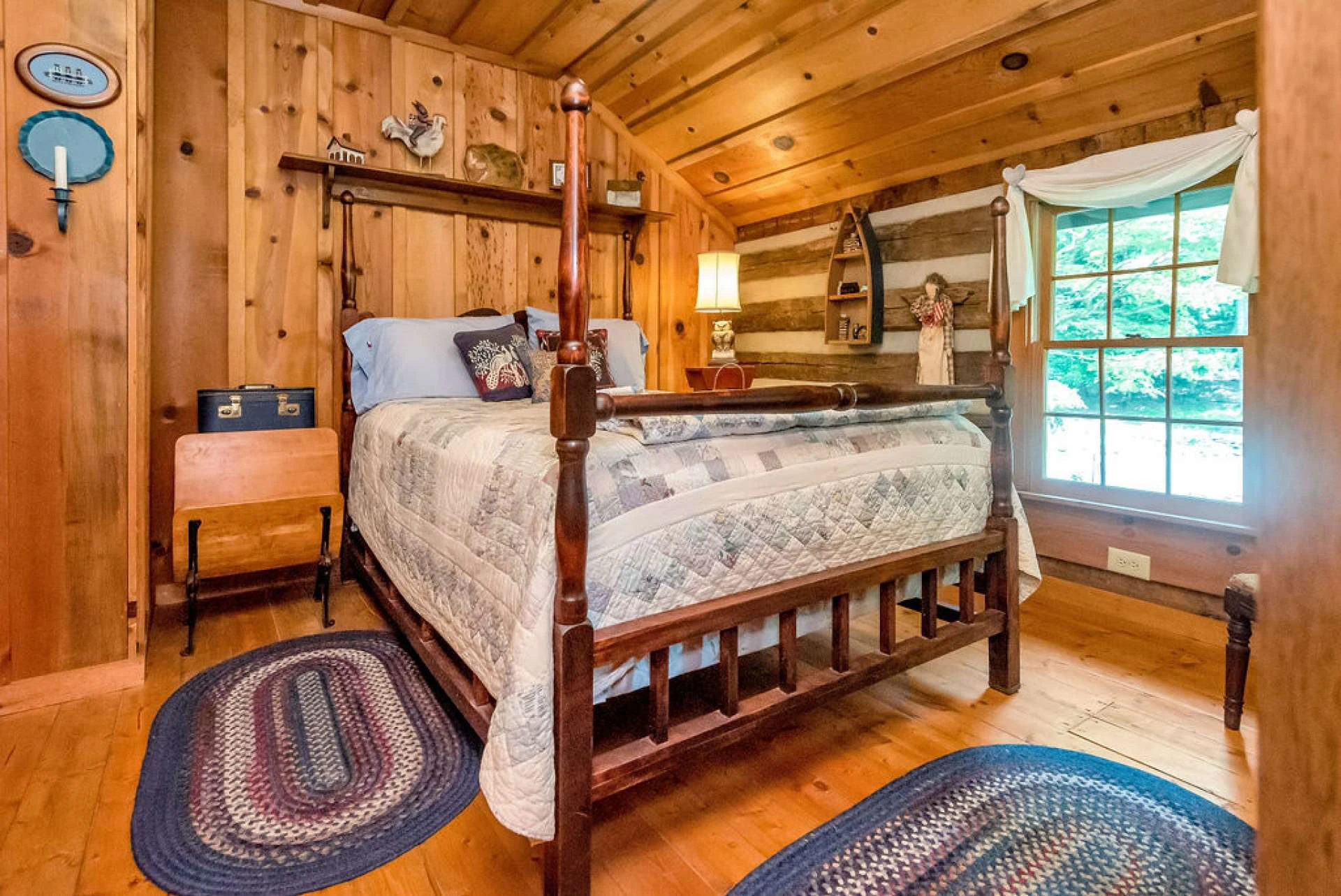 Image number 8 for the current listing
