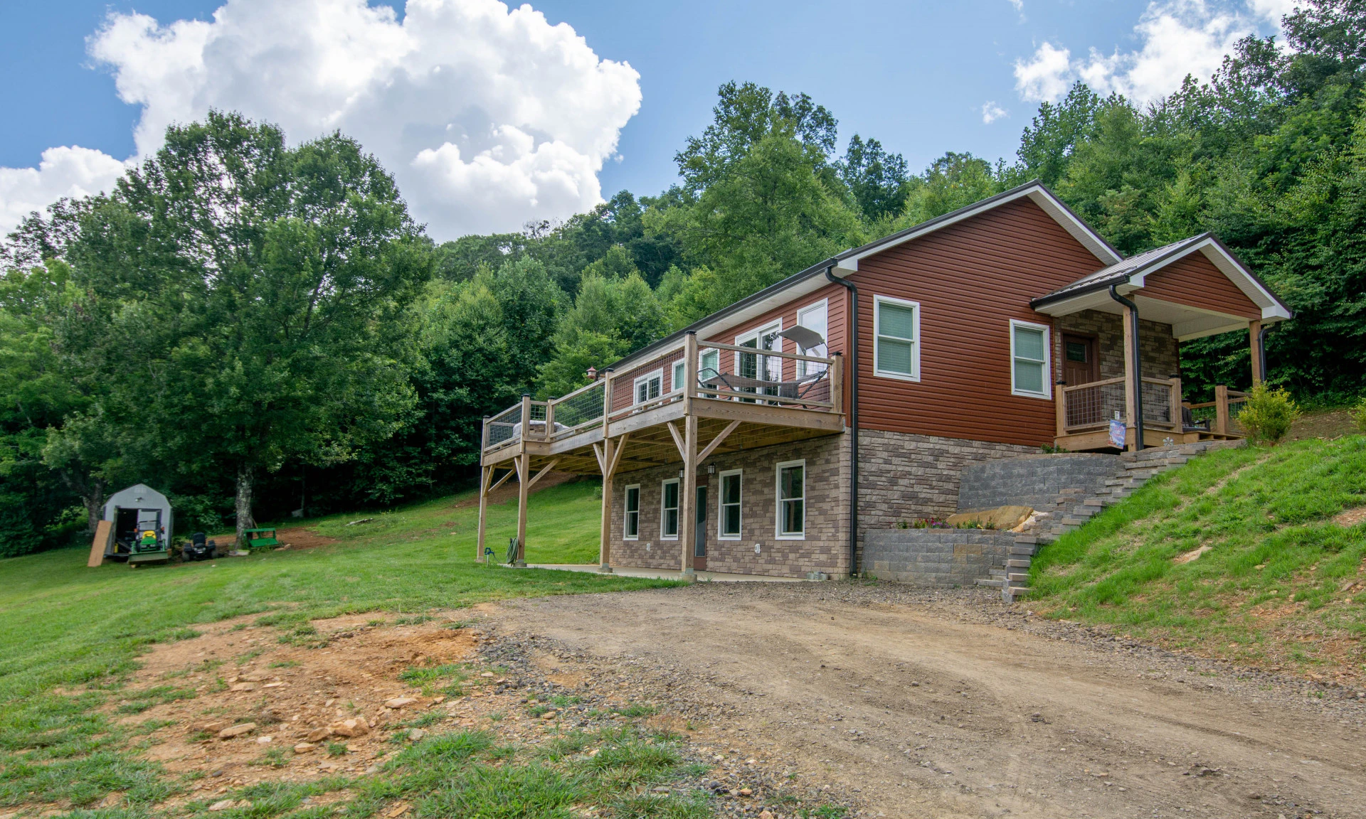 Image number 1 for the current listing