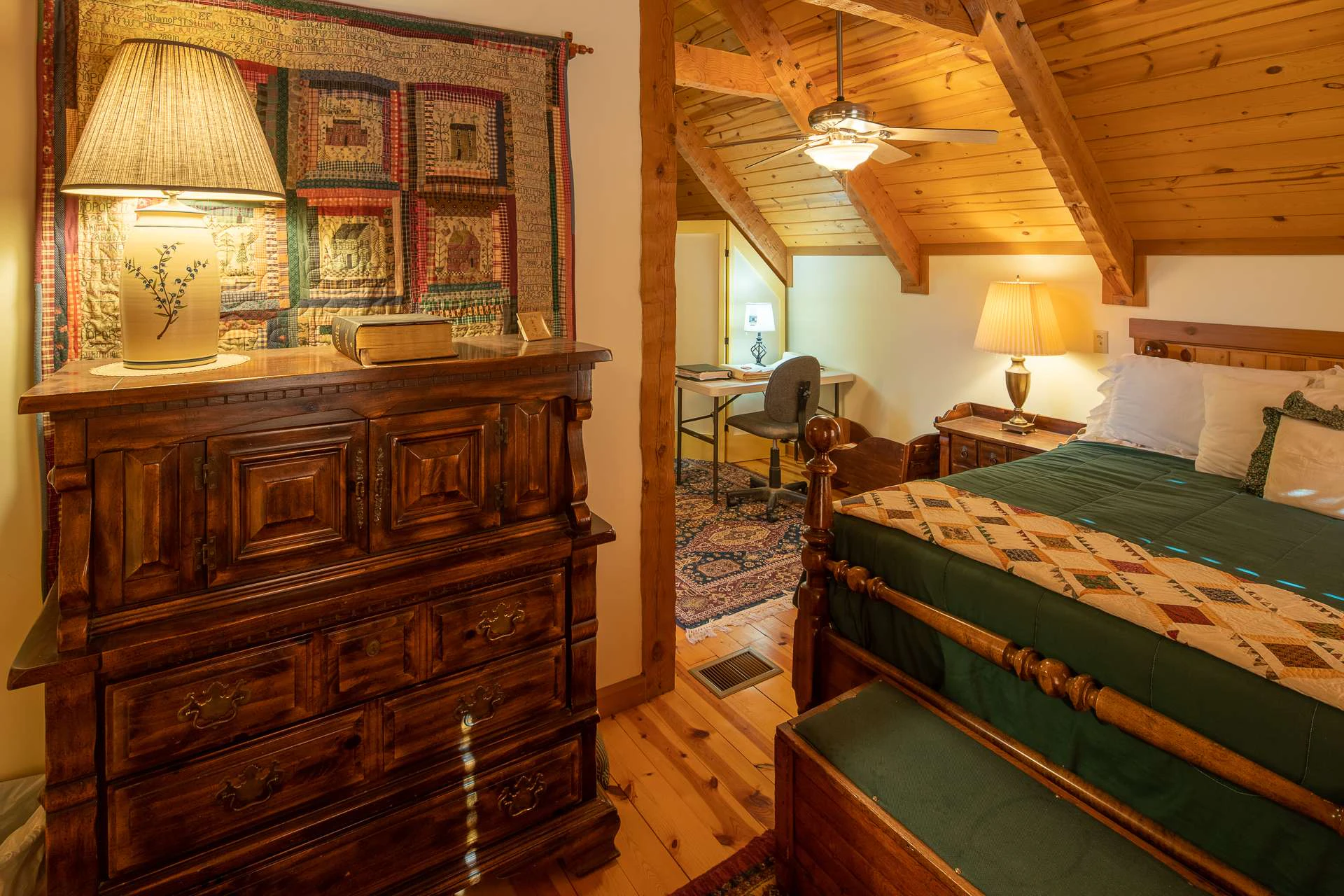 Image number 11 for the current listing
