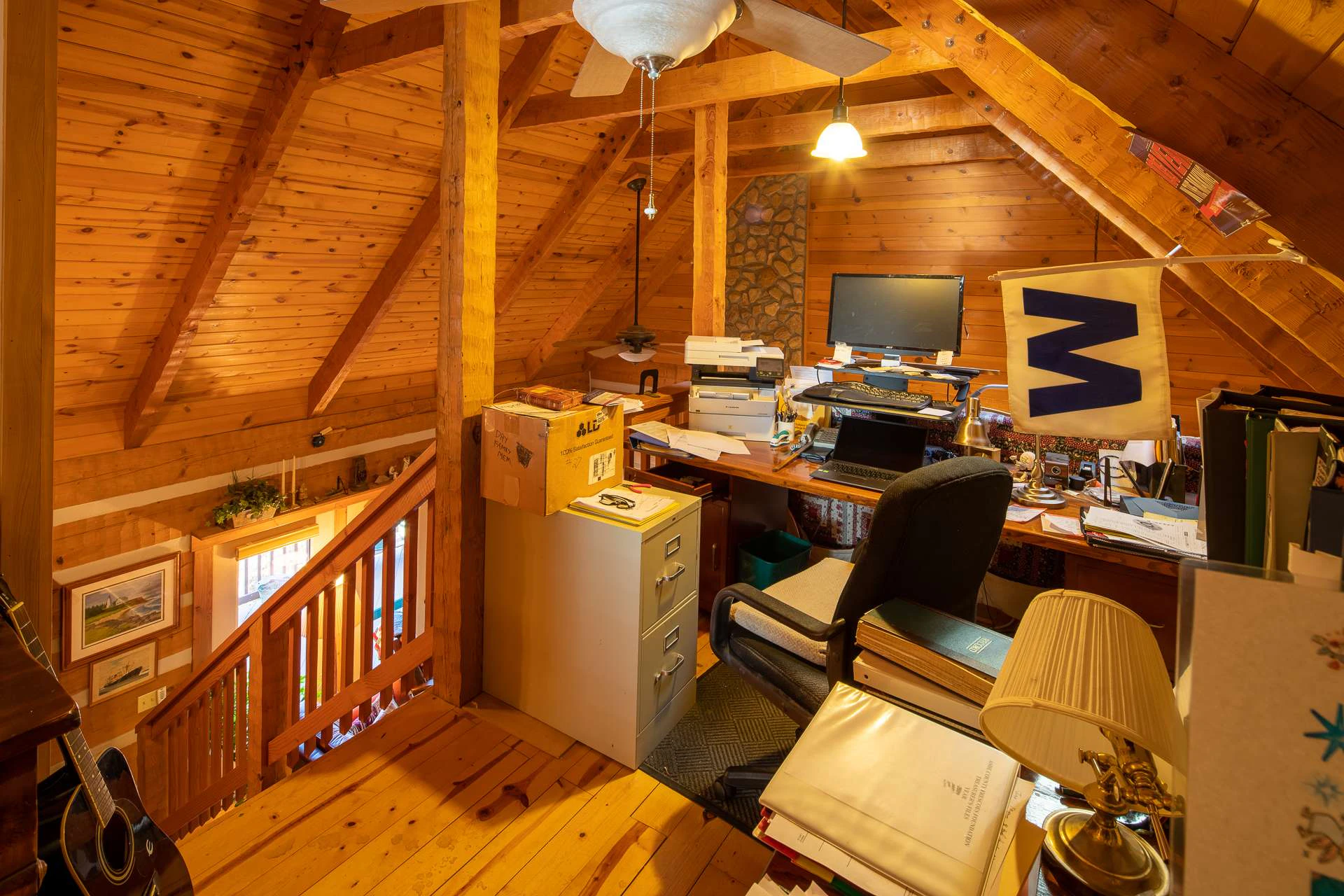 Image number 2 for the current listing