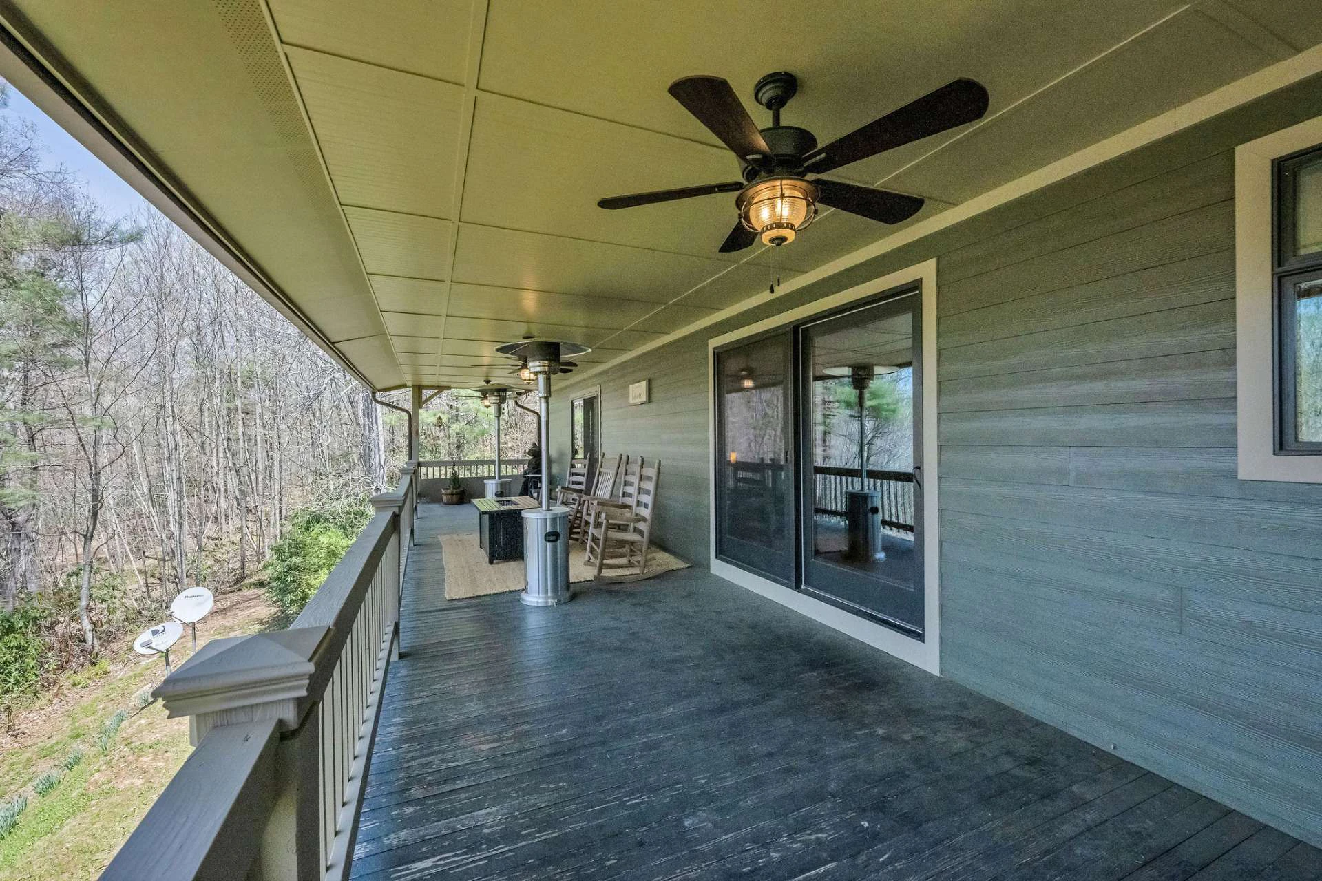 Image number 12 for the current listing