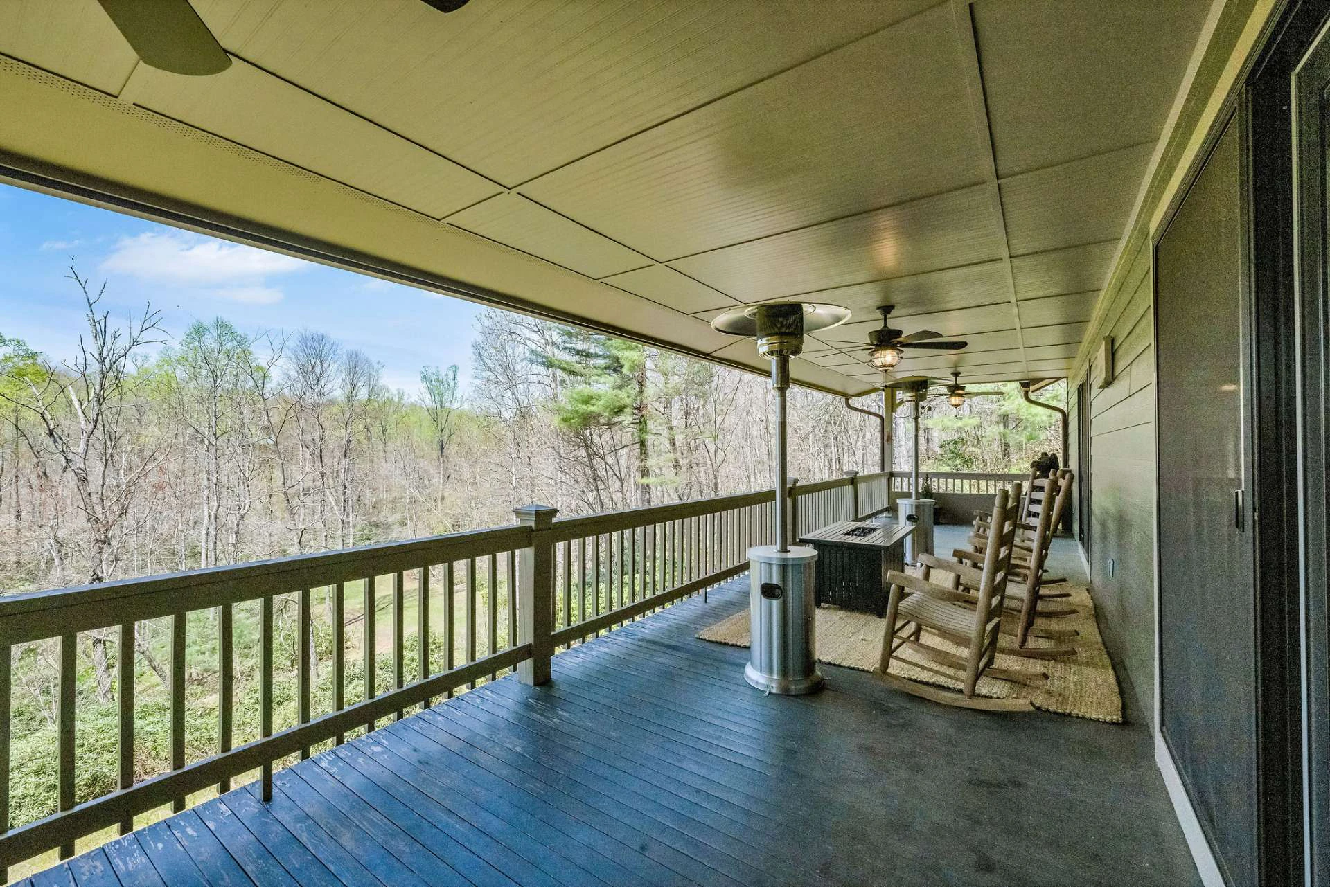 Image number 13 for the current listing