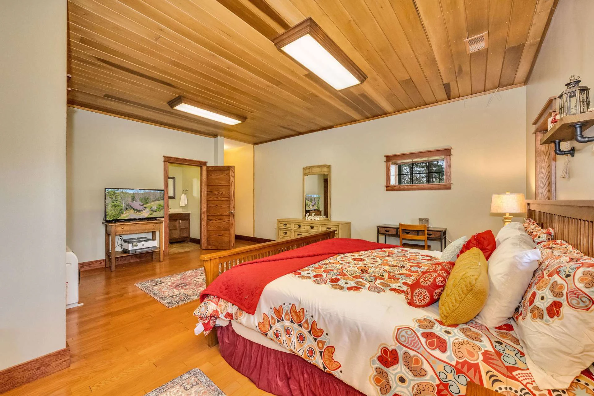 Image number 8 for the current listing