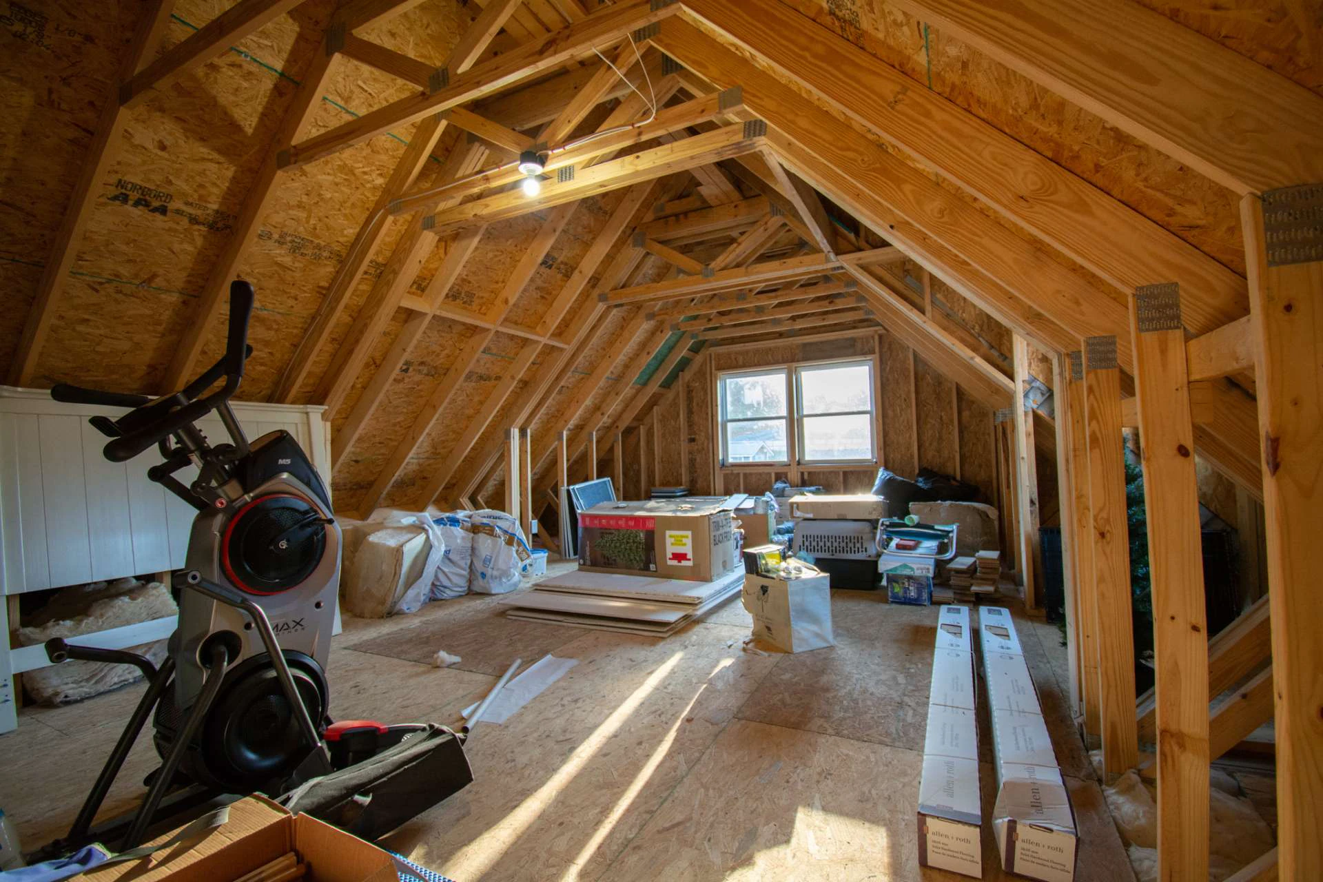 Image number 4 for the current listing