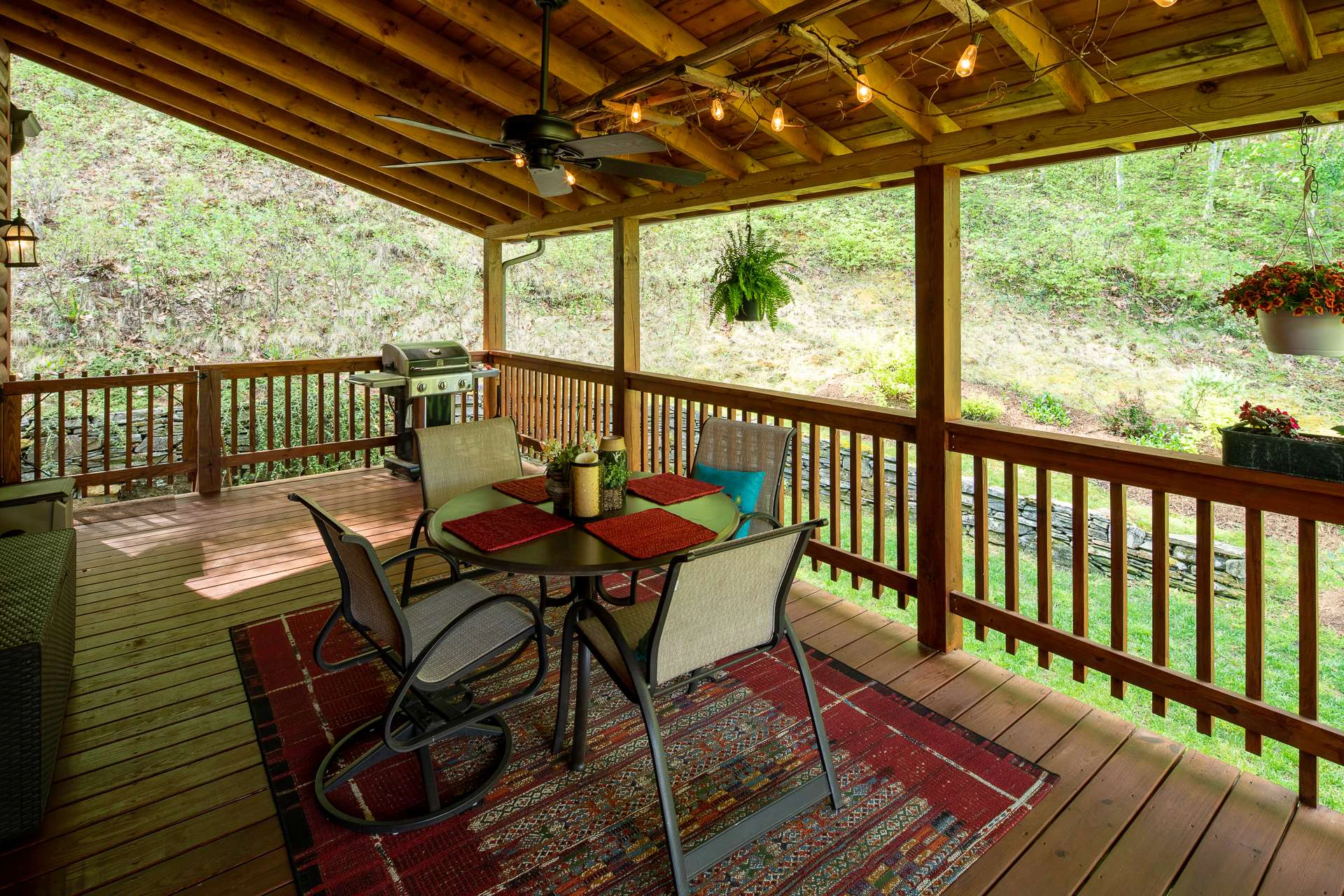 Image number 3 for the current listing