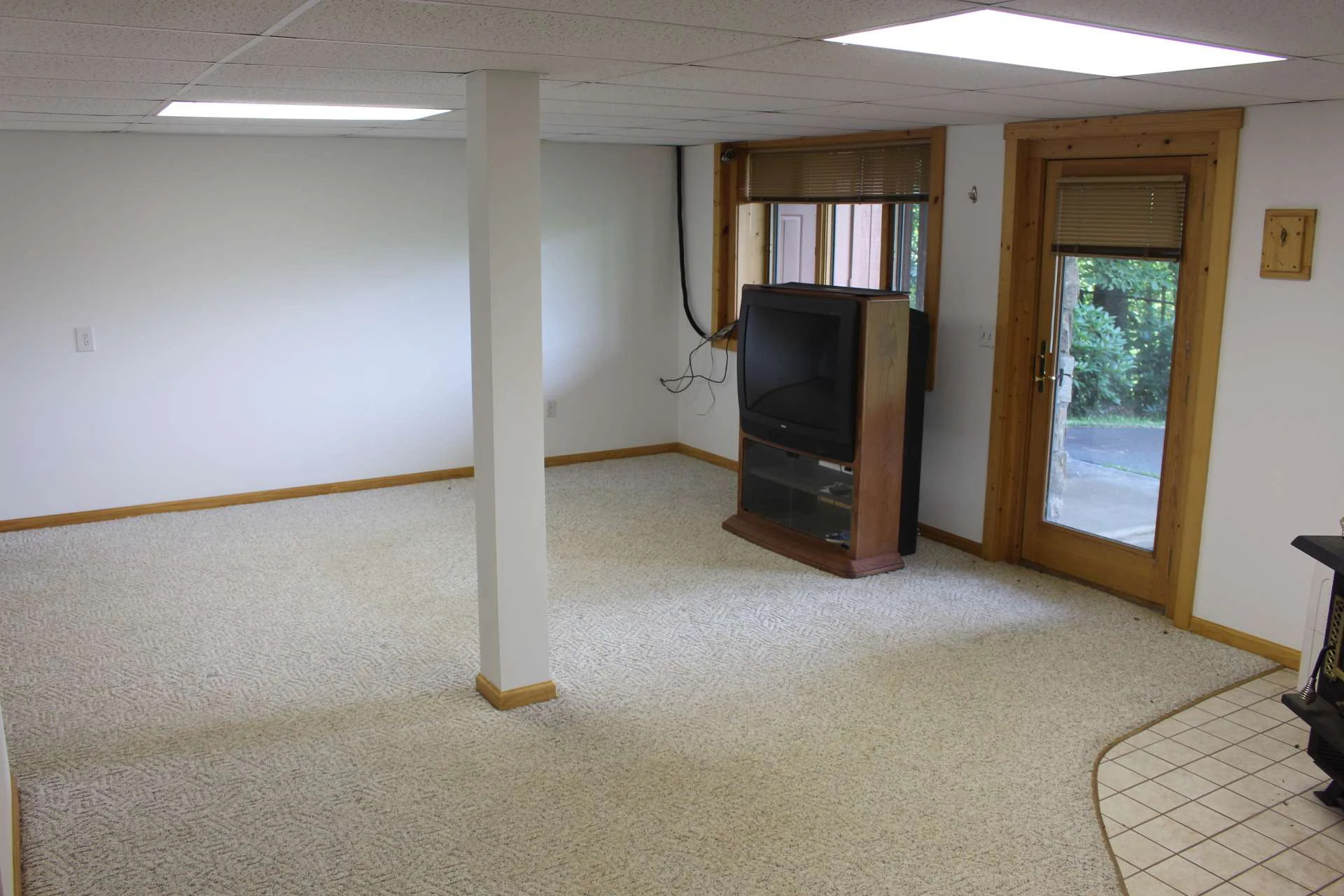 Image number 6 for the current listing