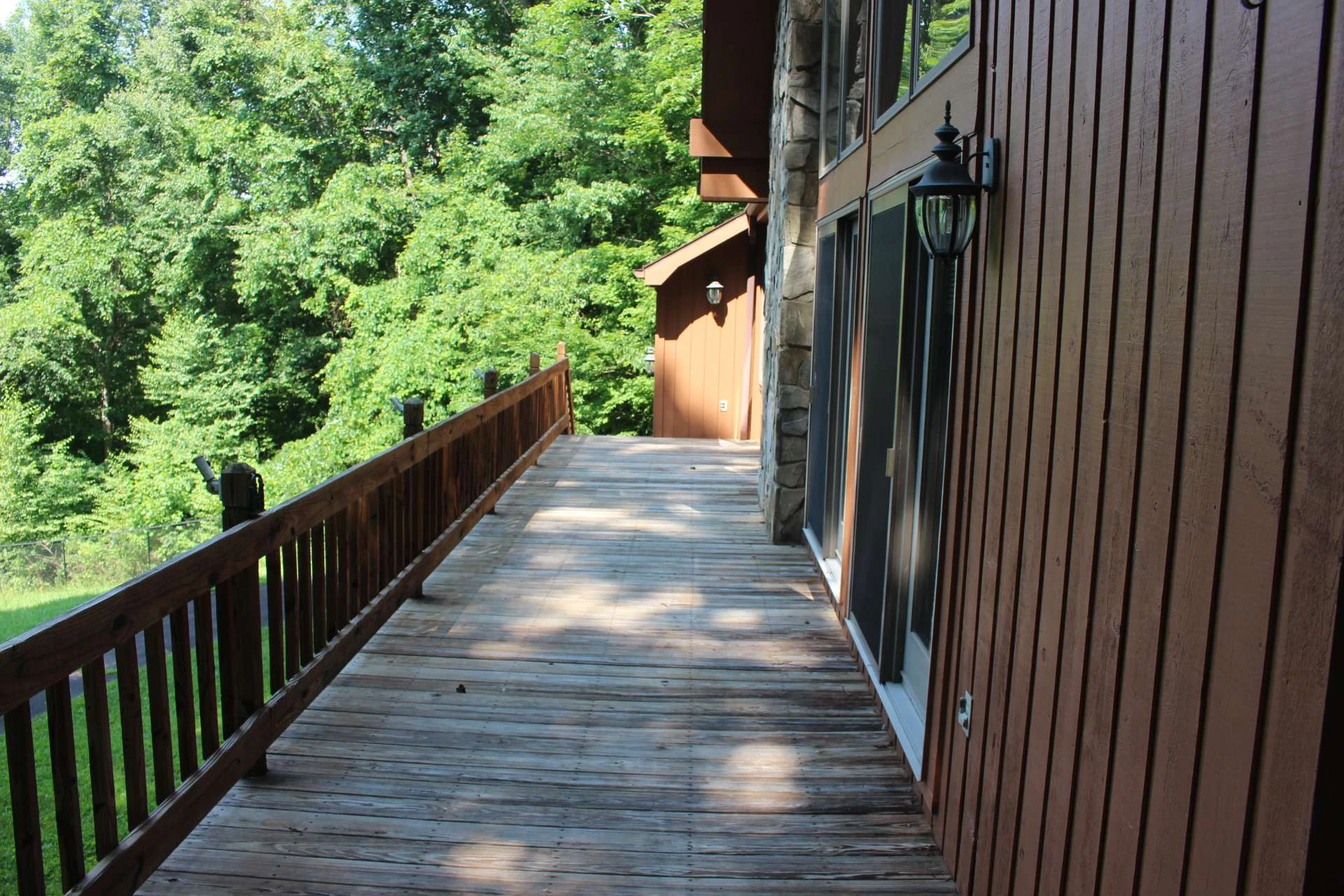 Image number 13 for the current listing