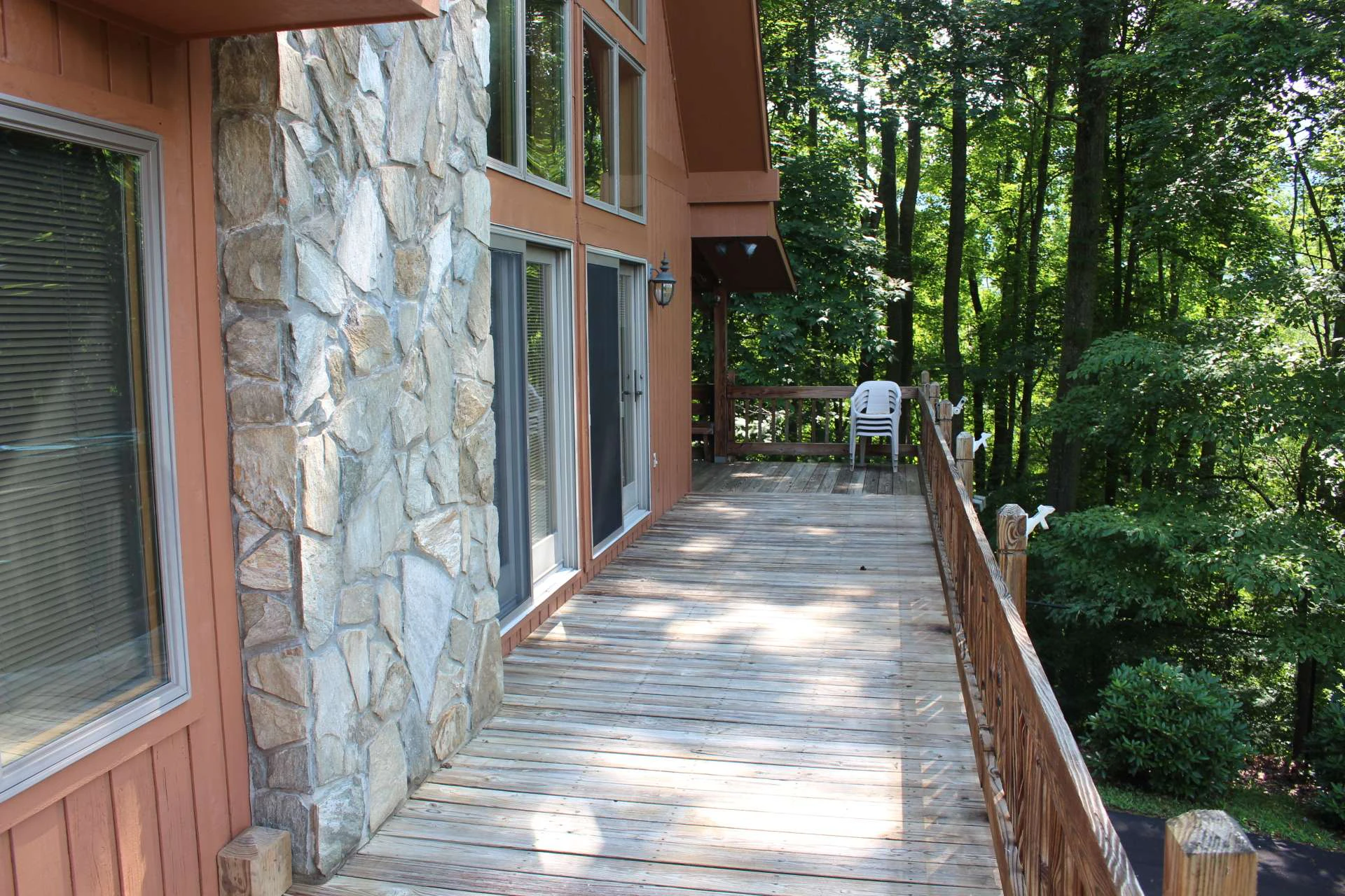 Image number 12 for the current listing