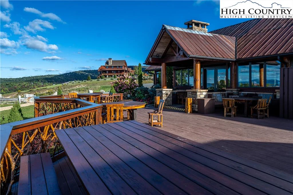 Image number 6 for the current listing