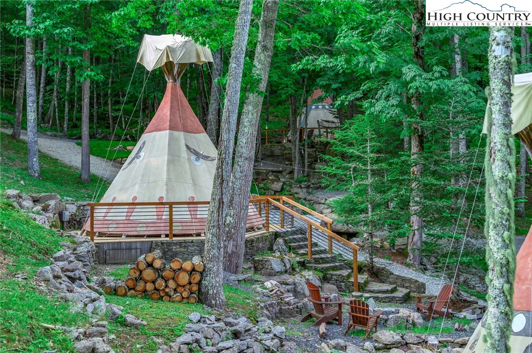 Image number 5 for the current listing