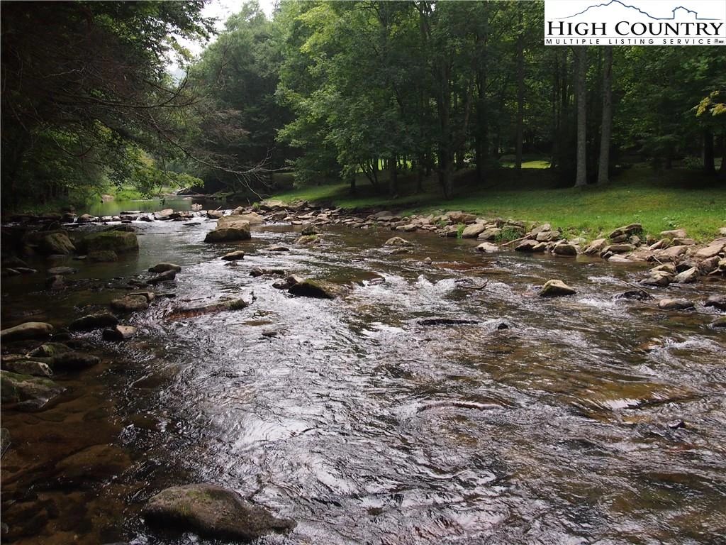 Image number 8 for the current listing