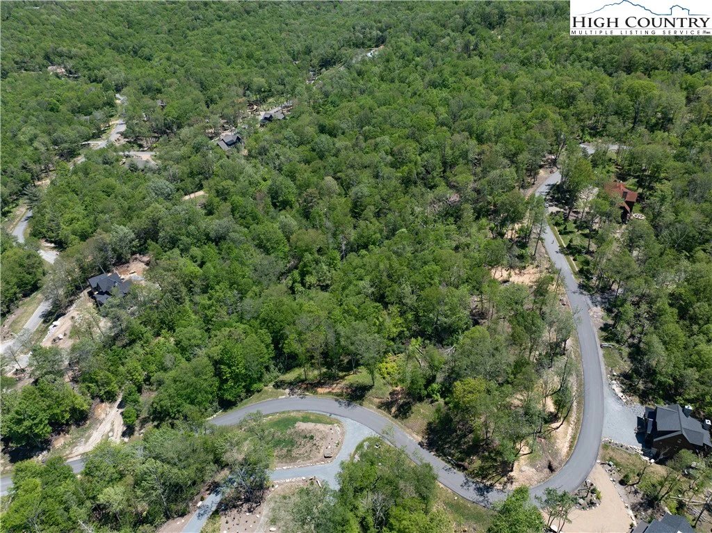 Image number 13 for the current listing