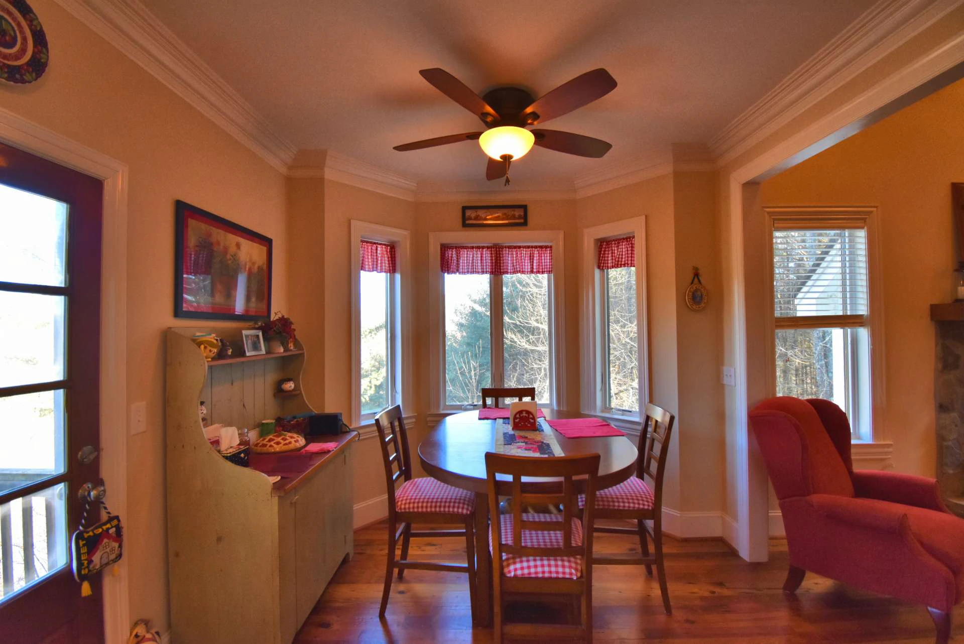 Image number 12 for the current listing