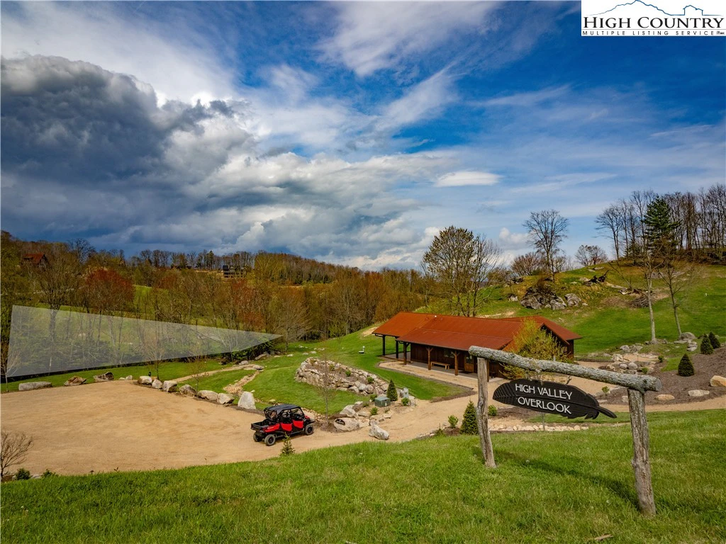 Image number 2 for the current listing