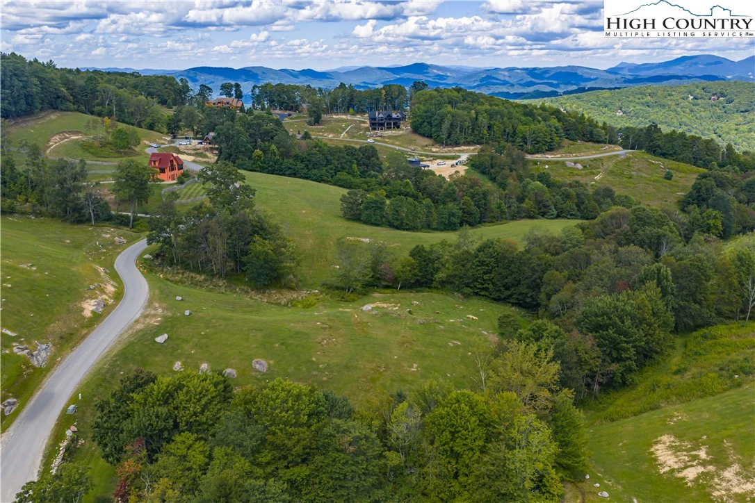 Image number 5 for the current listing