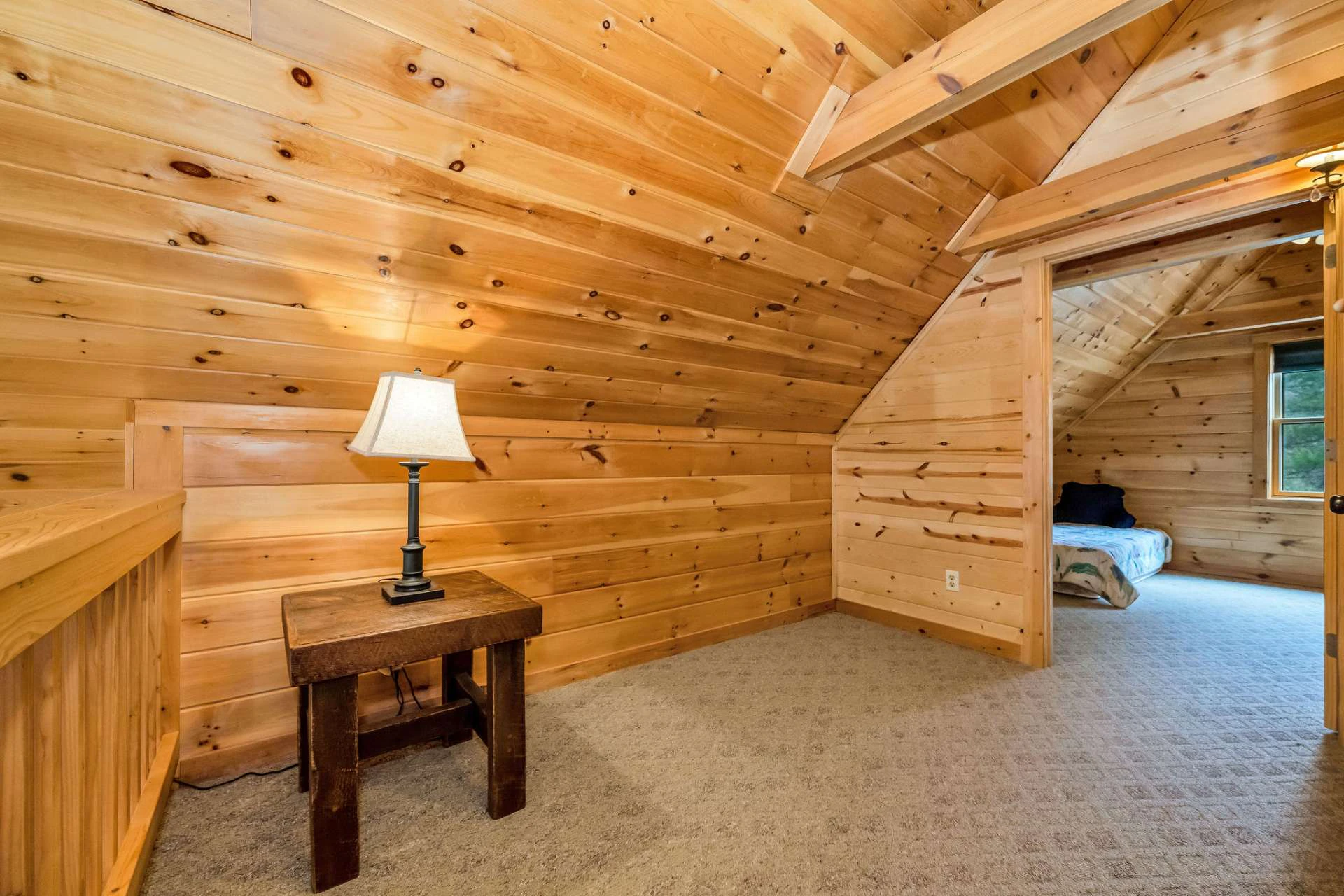 Image number 8 for the current listing