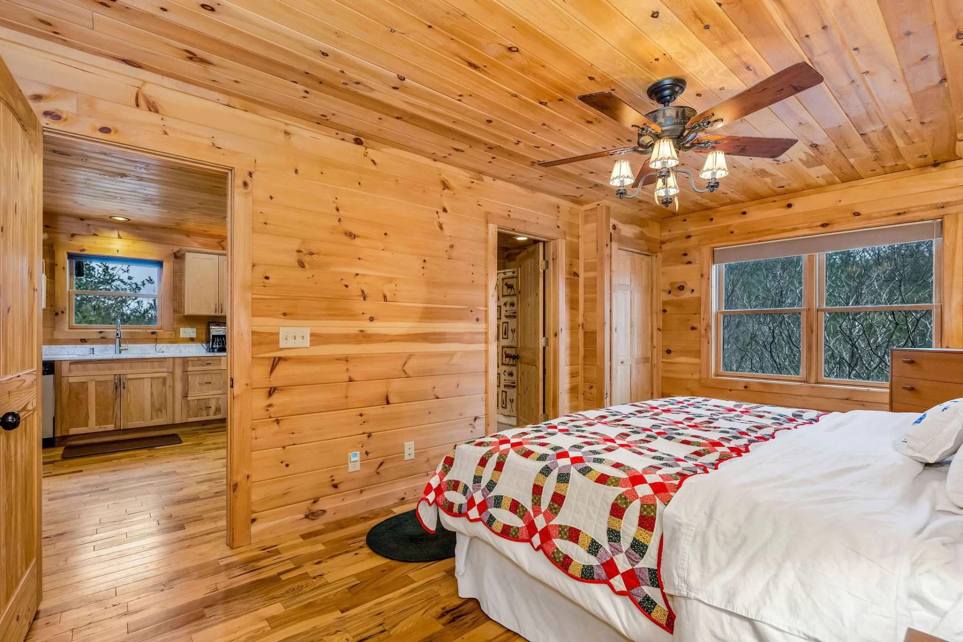 Image number 3 for the current listing