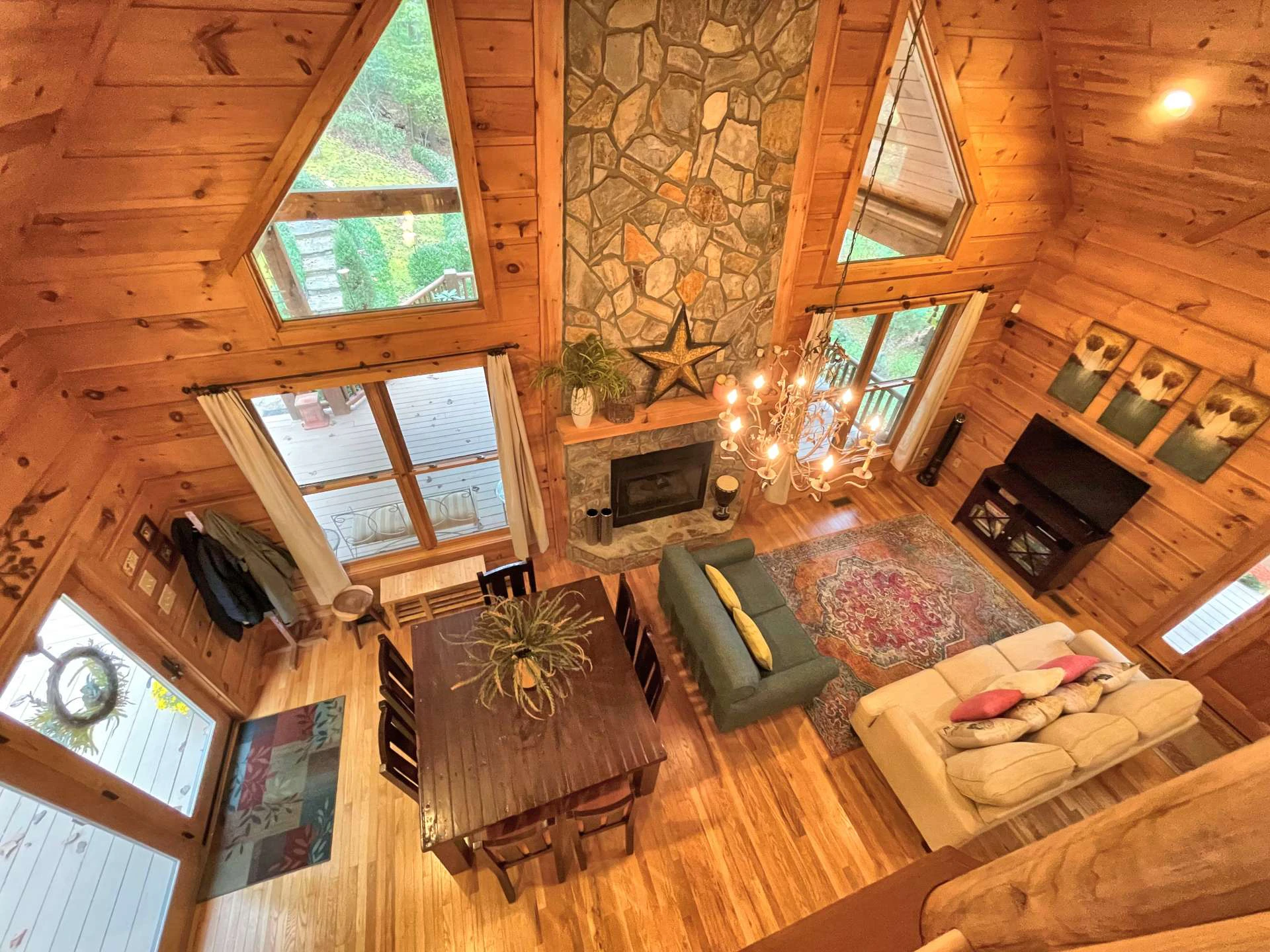 Image number 14 for the current listing