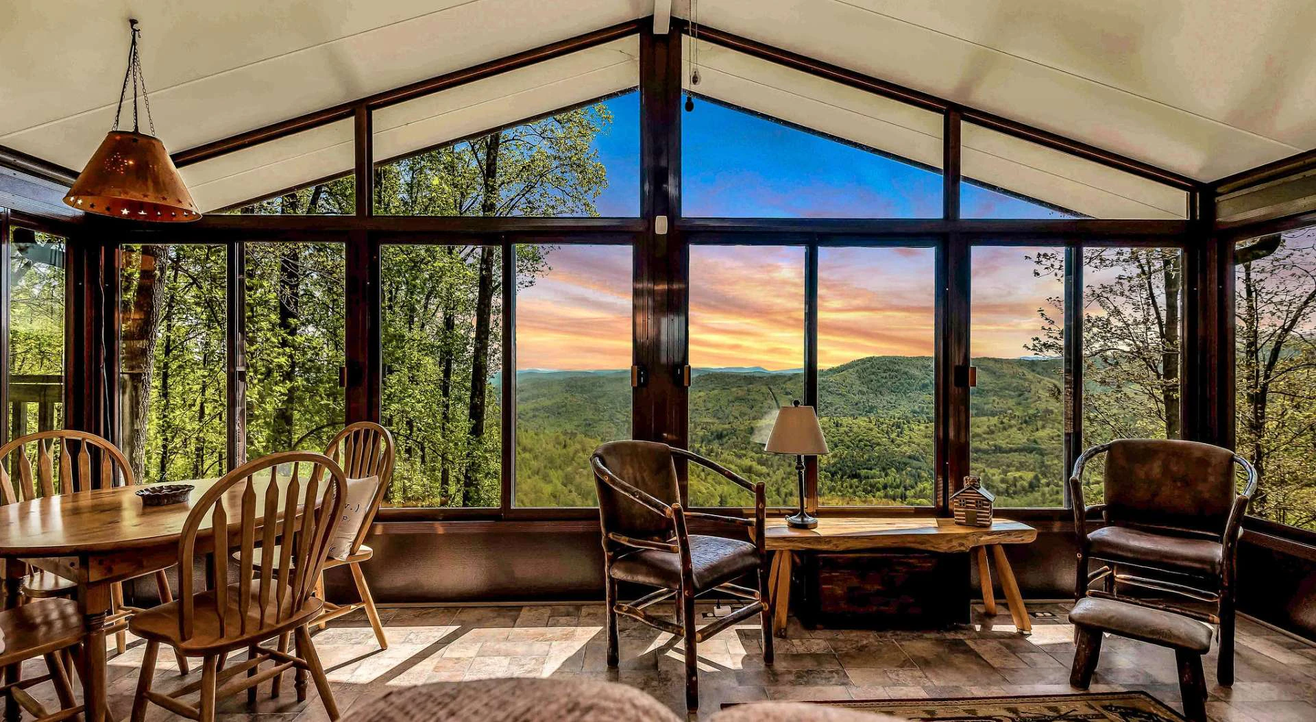 Image number 9 for the current listing
