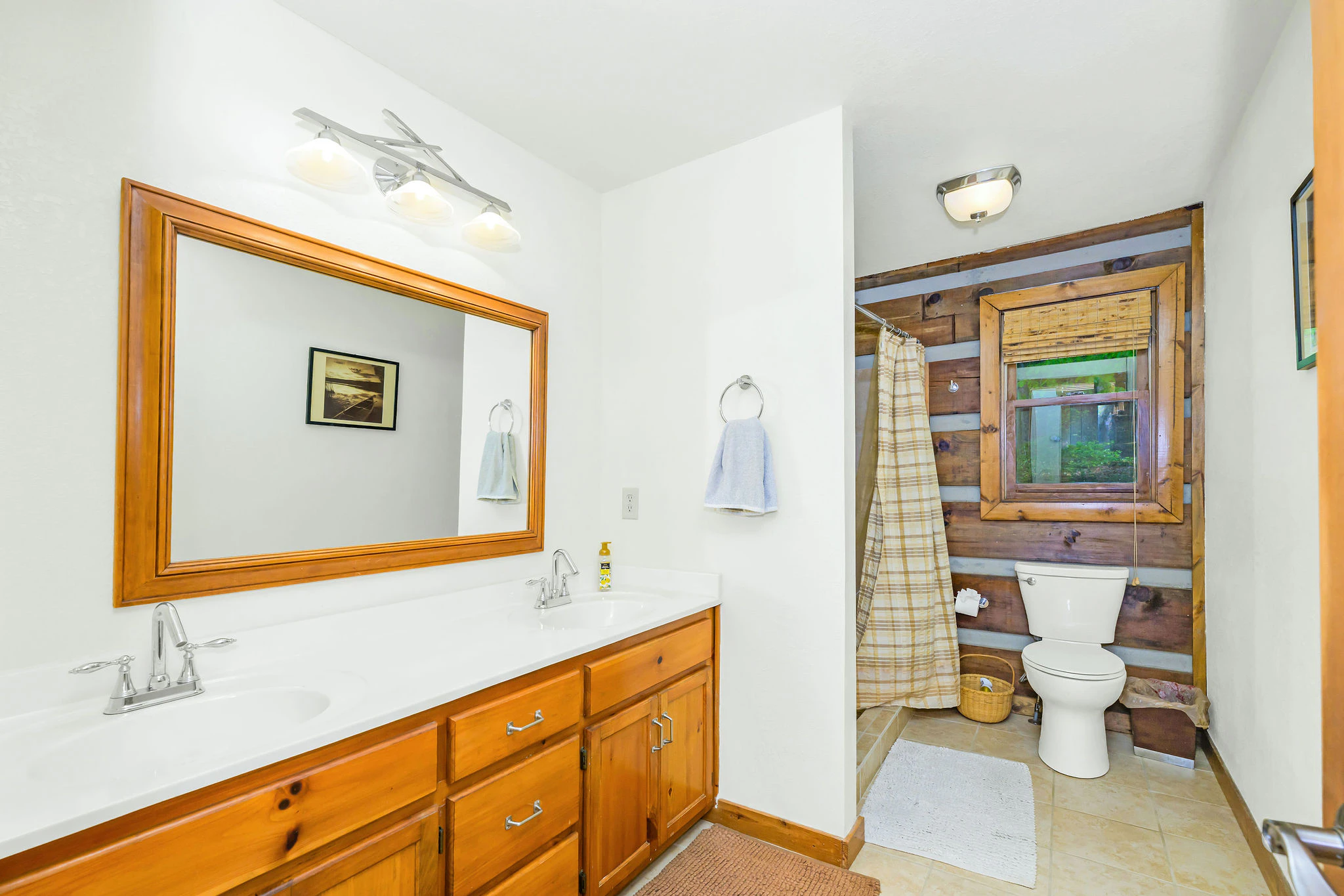Image number 20 for the current listing