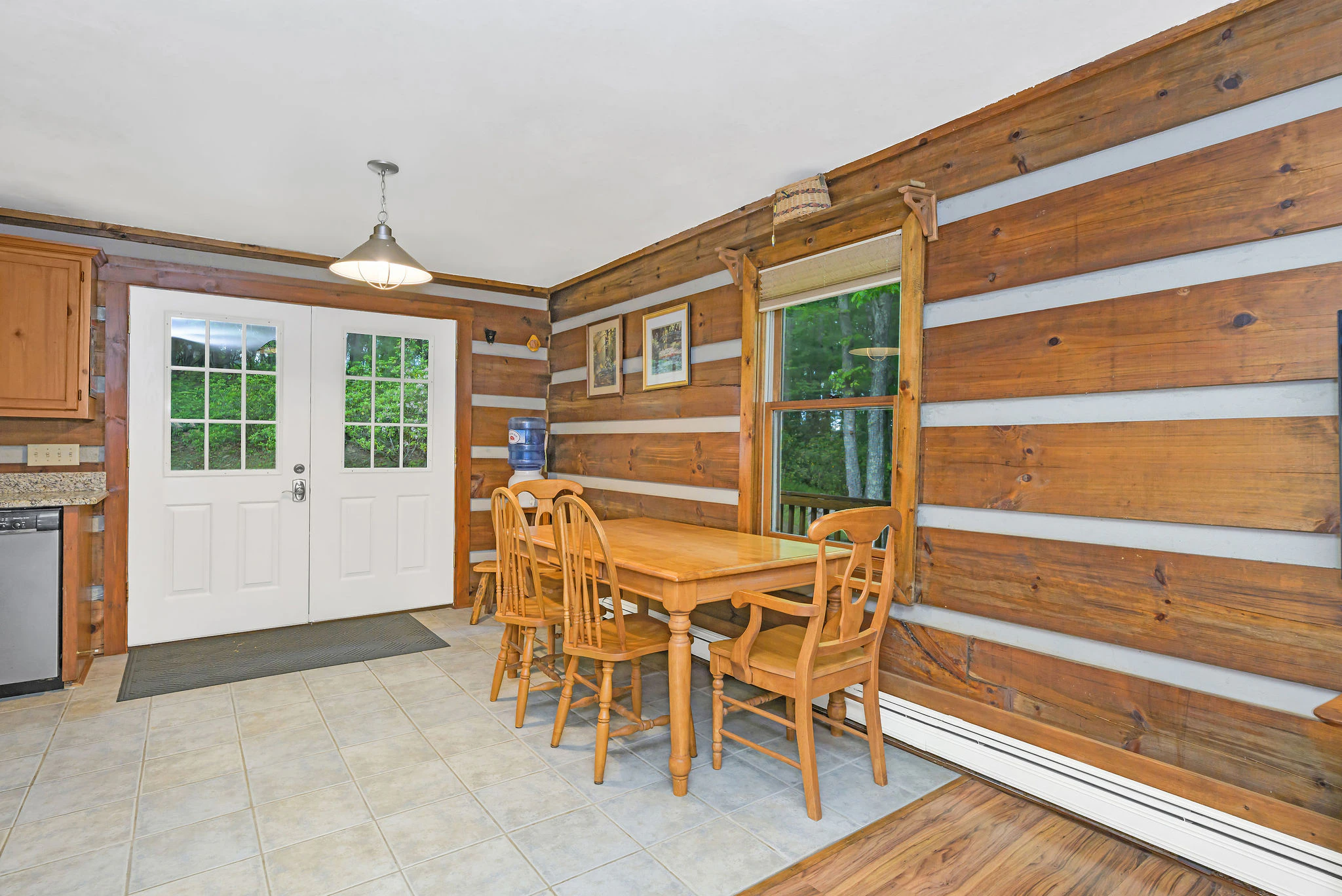 Image number 17 for the current listing