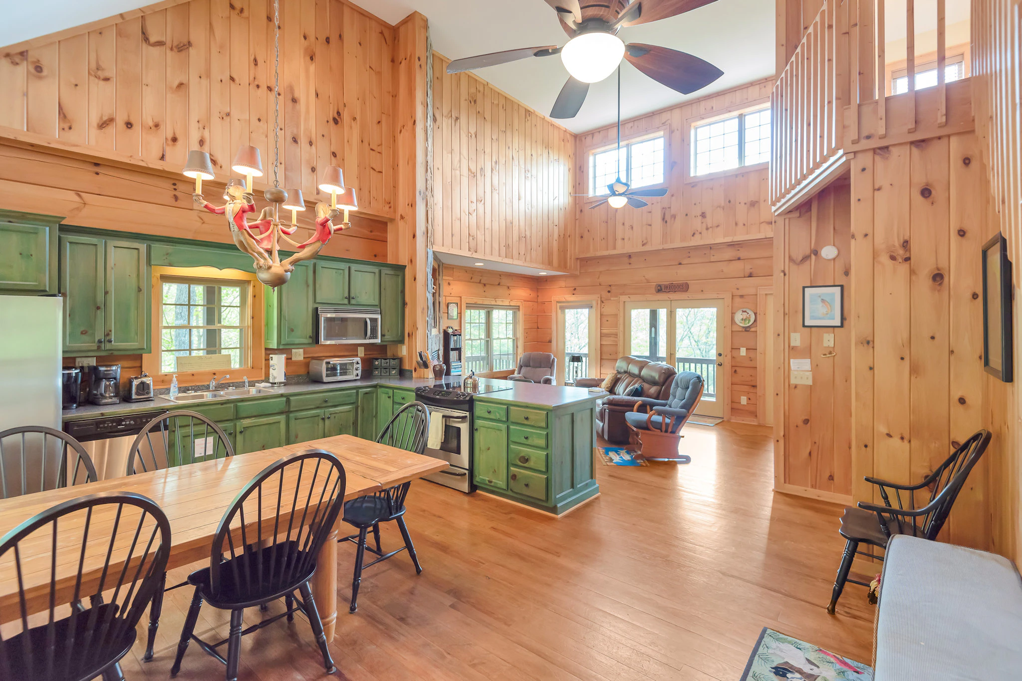 Image number 11 for the current listing