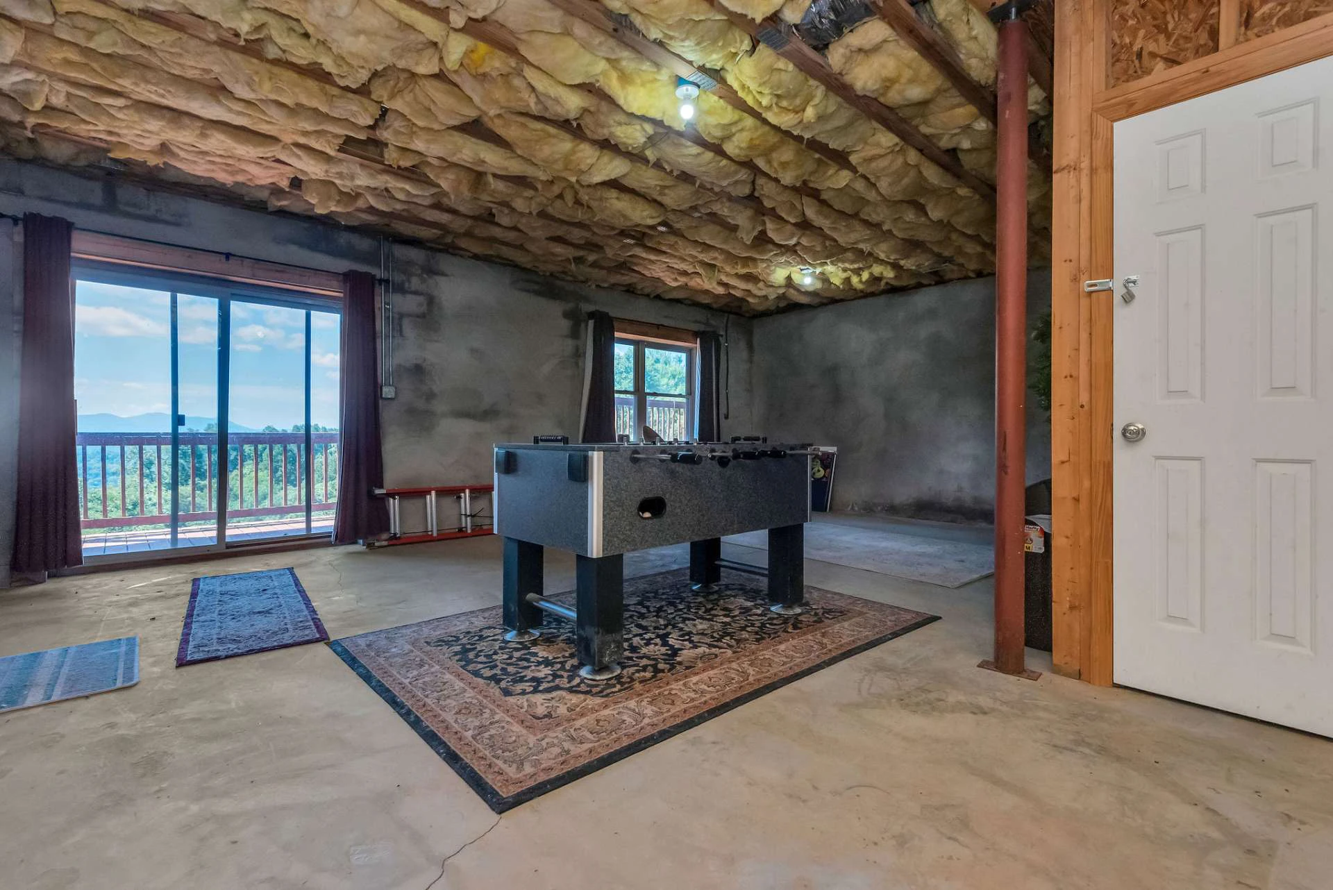 Image number 12 for the current listing