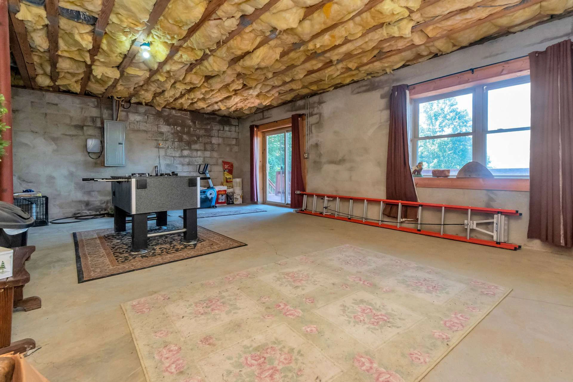 Image number 13 for the current listing