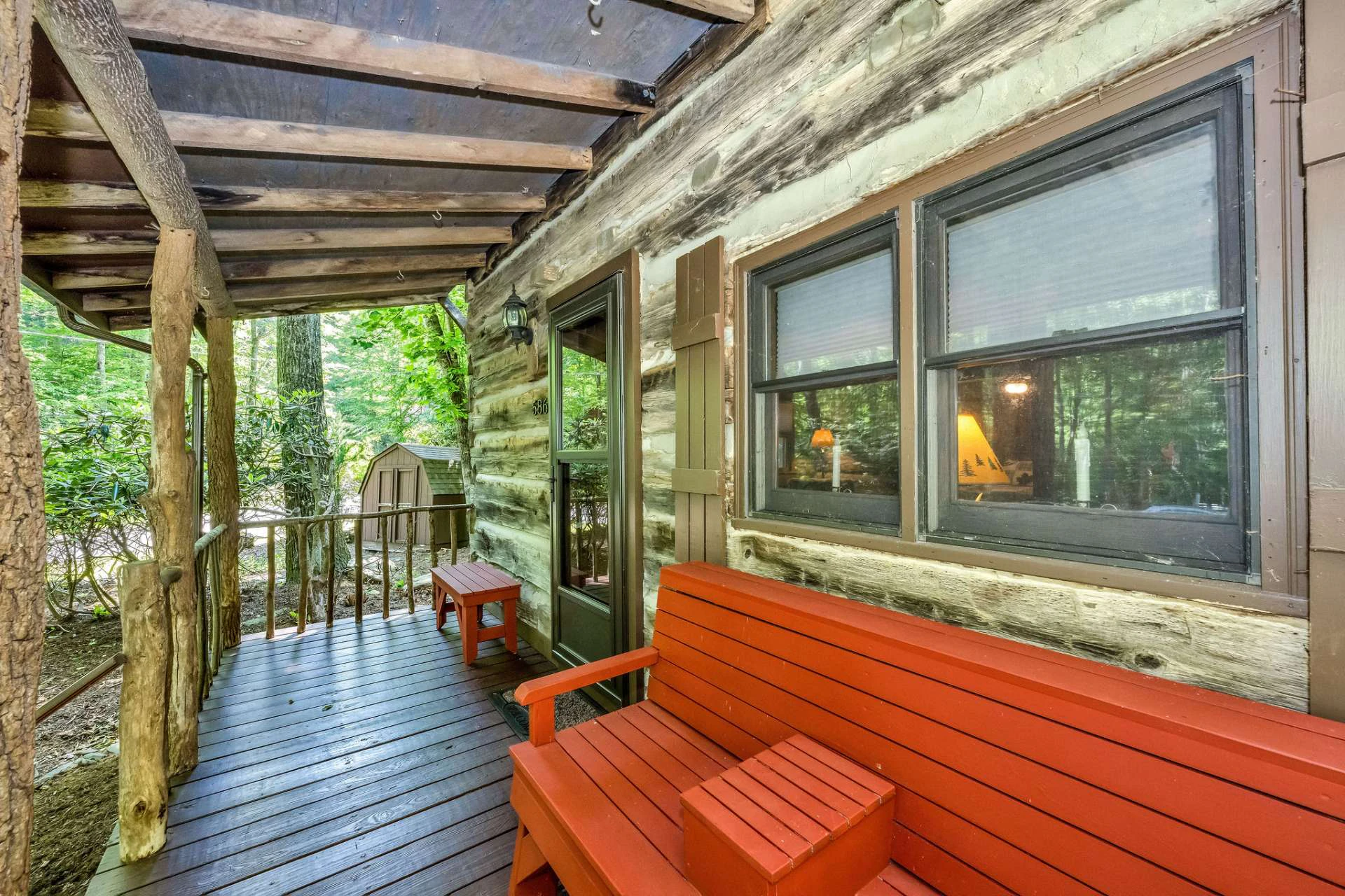 Image number 21 for the current listing