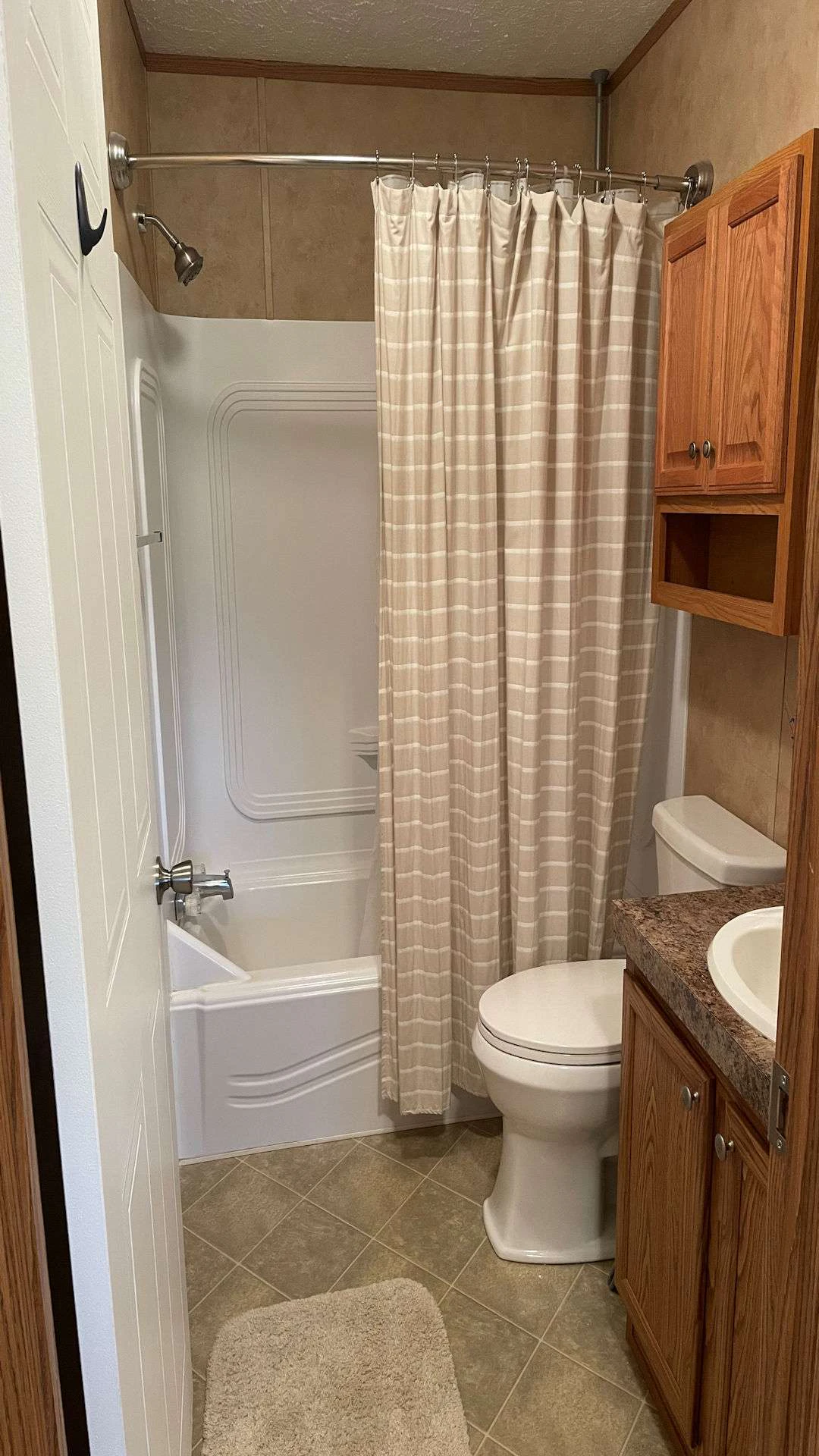 Image number 3 for the current listing
