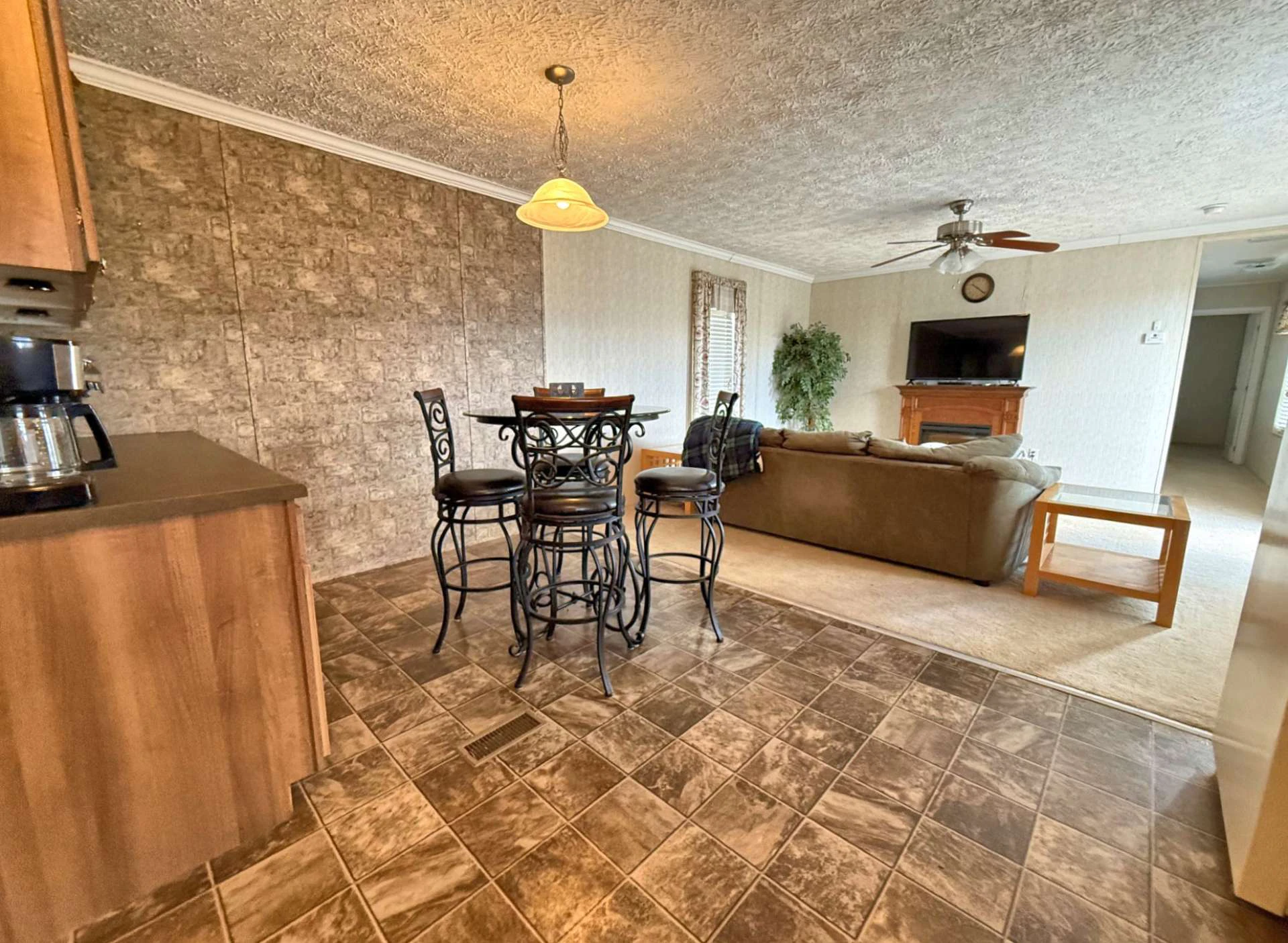 Image number 8 for the current listing