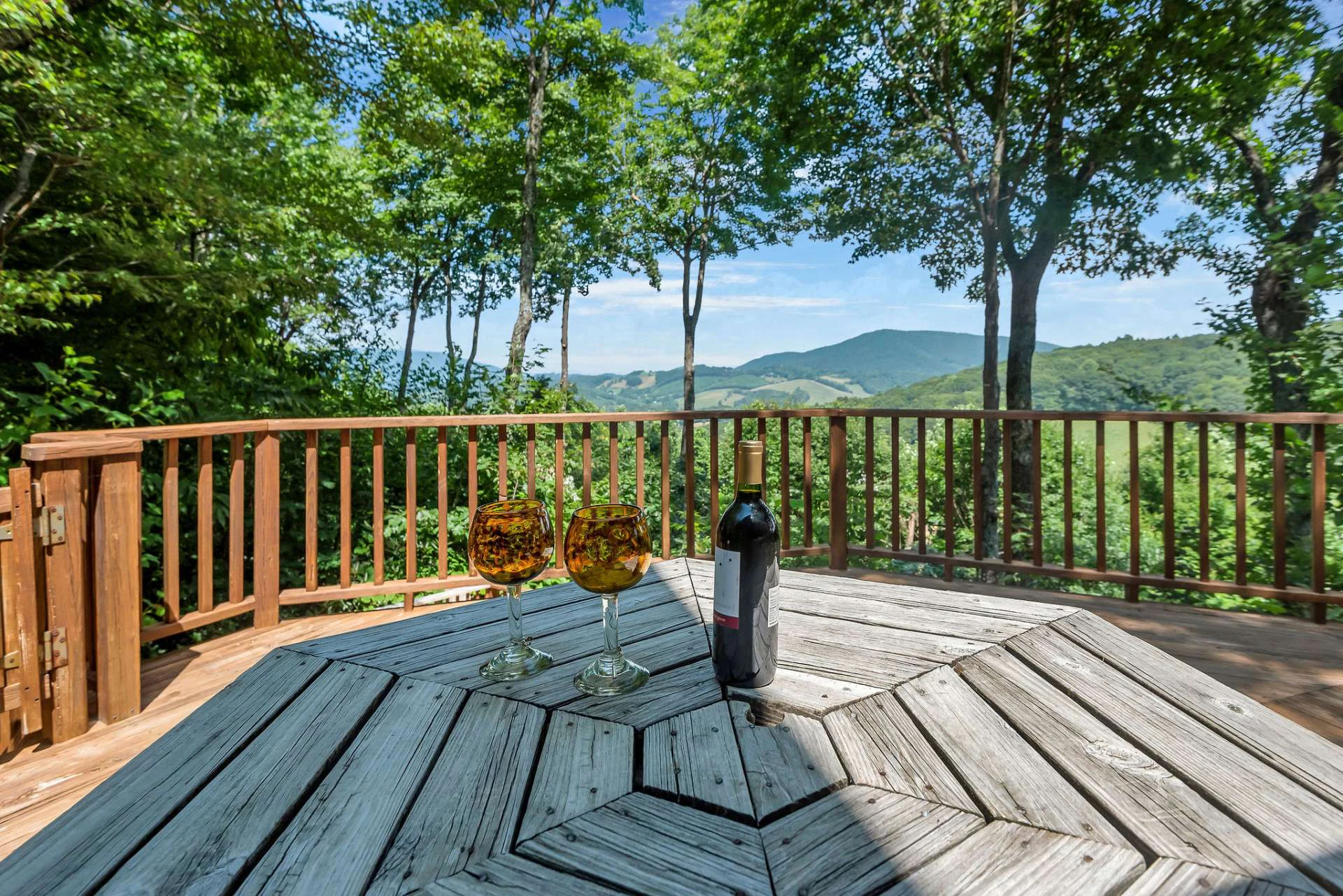 Image number 9 for the current listing