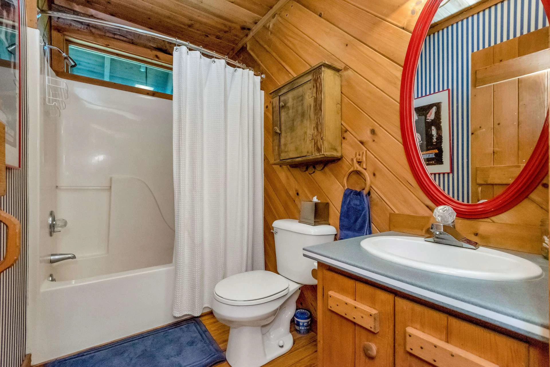 Image number 5 for the current listing