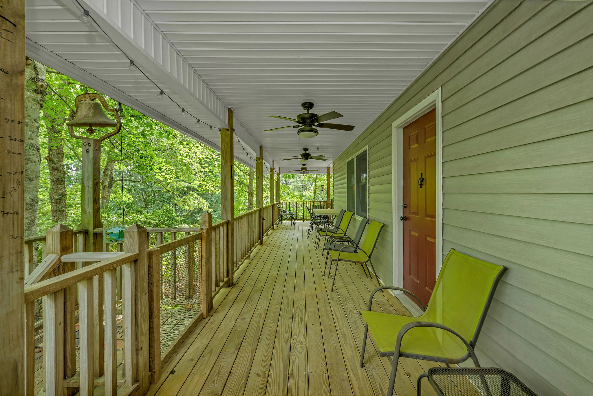 Image number 21 for the current listing